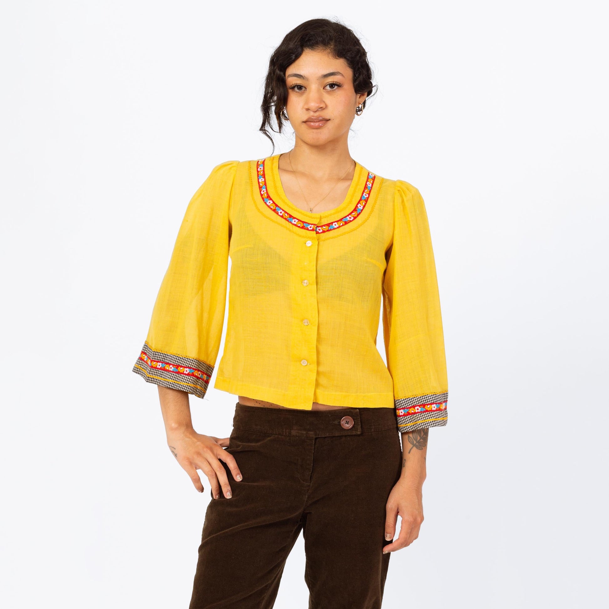 Vintage 70s Yellow Bell Sleeve Peasant Blouse - Small | Ricci Paris Boho 3/4 Sleeve Floral Ric Rac Trim Button Up Folk Festival Top