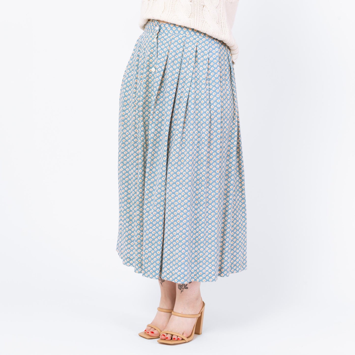 Vintage 90s Blue Daisy Floral Print Maxi Skirt - Large, 31"-32" Waist | High Waisted Pleated Boho Long Pocket Skirt