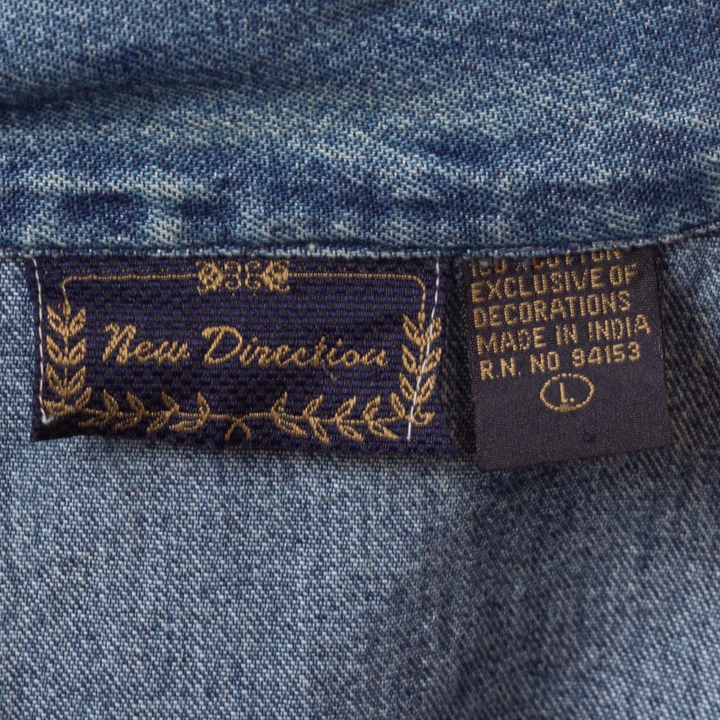 Vintage 90s Floral Embroidered Chambray Denim Jacket - Large | Boho Button Up Lightweight Jean Jacket