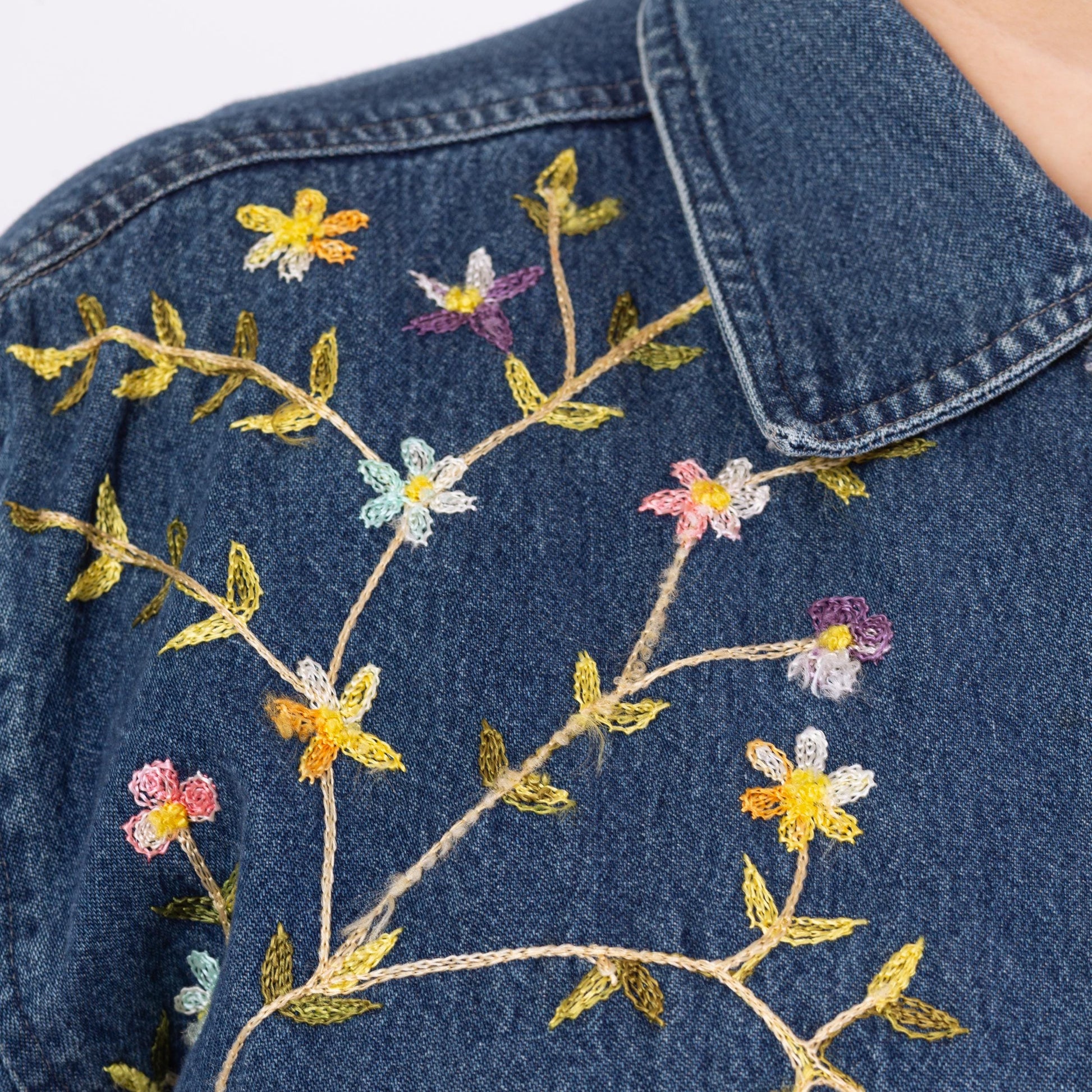 Vintage 90s Floral Embroidered Chambray Denim Jacket - Large | Boho Button Up Lightweight Jean Jacket