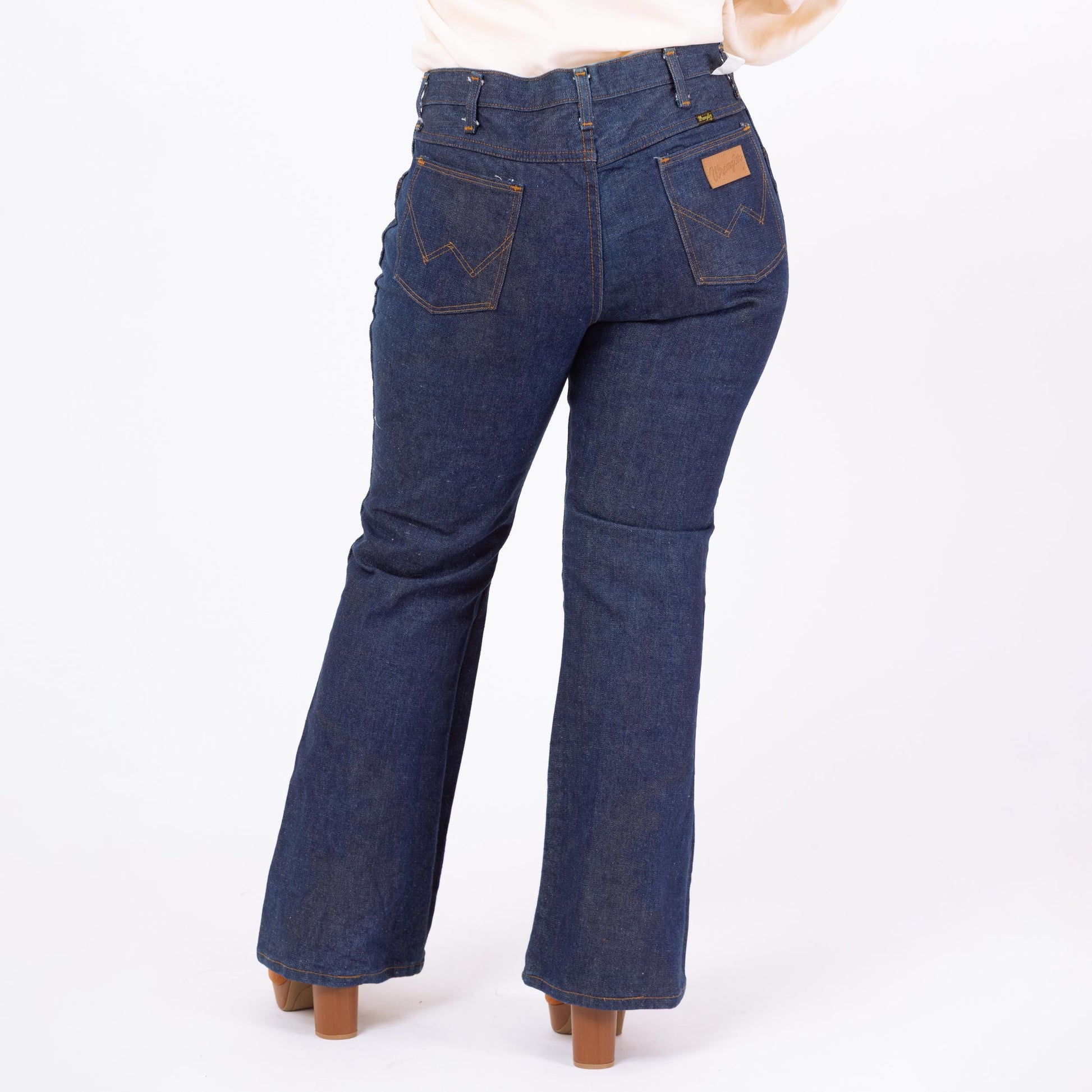 Vintage 70s Wrangler Deadstock Flared Unisex Jeans - 38x30 | Dark Wash Denim High Waisted Bootcut Jeans