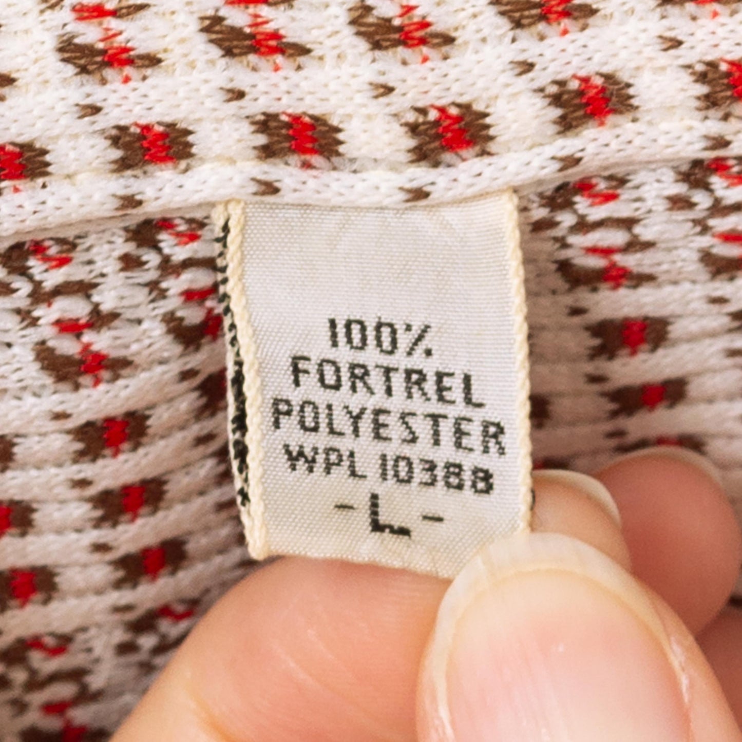 Vintage 70s Grid Plaid Knit Collared Shirt - Large | Retro White Red Plaid Button Down Long Sleeve Top