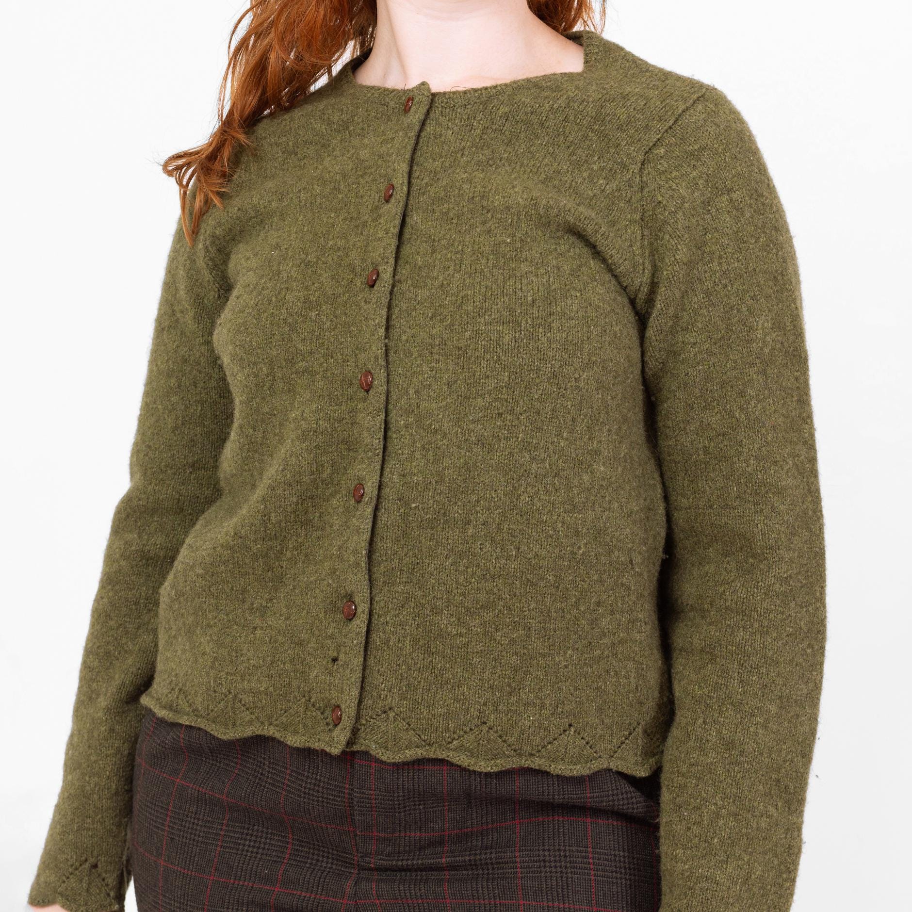 Vintage 90s L.L. Bean Olive Green Wool Knit Cardigan - Large | Scalloped Button Up Cropped Sweater