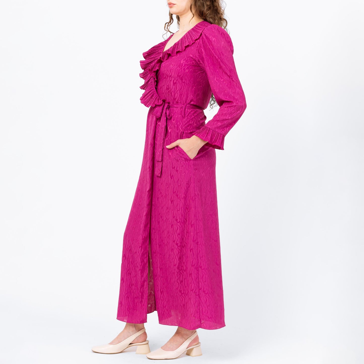 Vintage 80s Magenta Pink Maxi Wrap Lounge Dress - Medium | Retro Long Sleeve Plisse Ruffle Hostess Dressing Gown Peignoir Robe