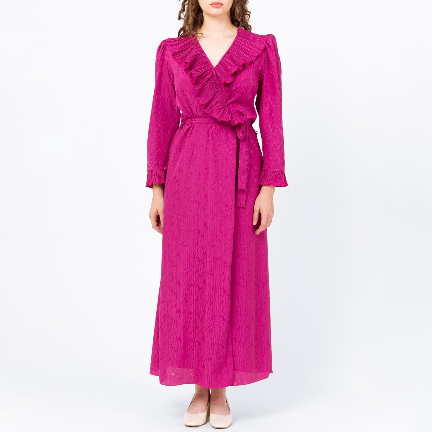 Vintage 80s Magenta Pink Maxi Wrap Lounge Dress - Medium | Retro Long Sleeve Plisse Ruffle Hostess Dressing Gown Peignoir Robe