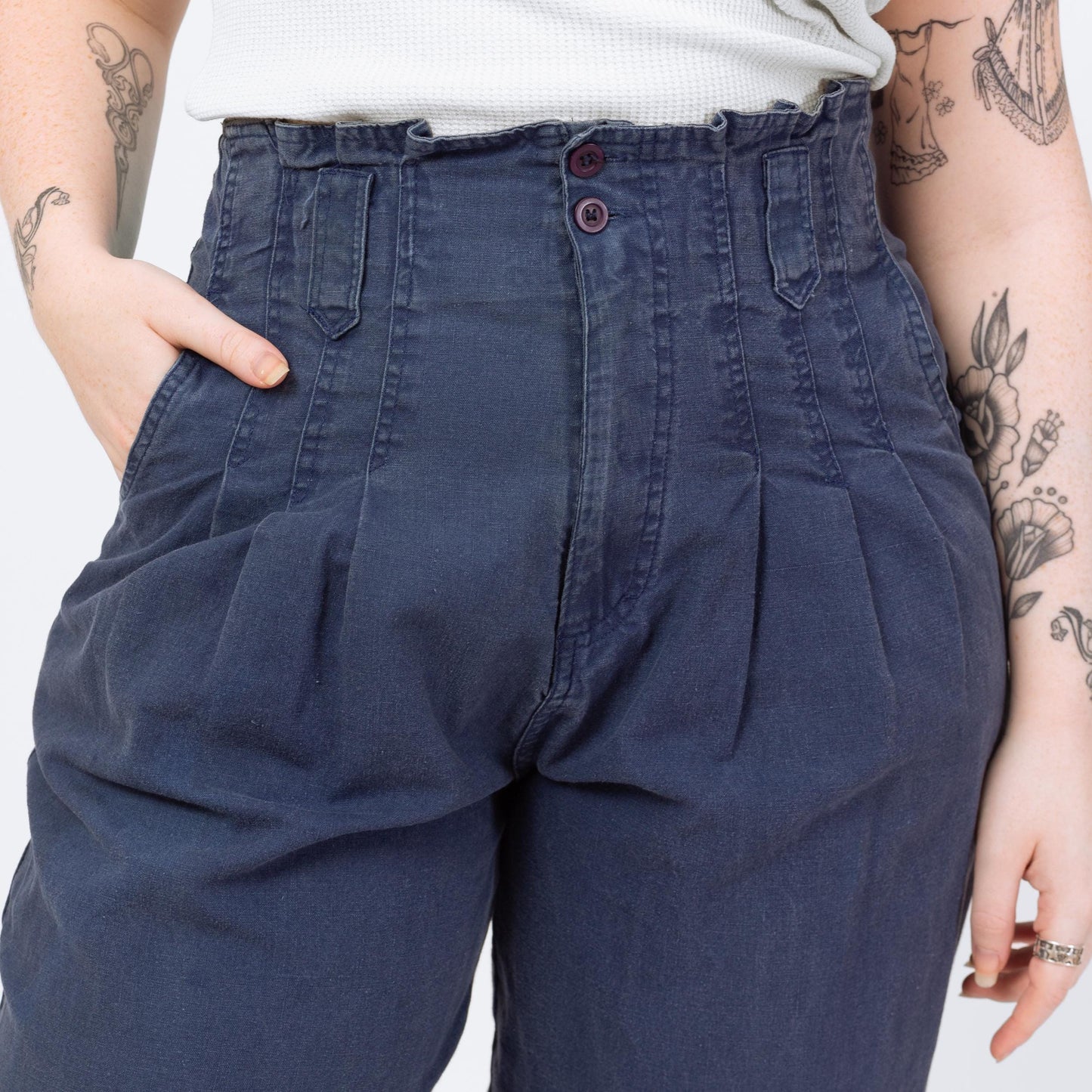 Vintage 90s Slate Blue High Waisted V-Pocket Pants - Large, 32" Waist | Pleated Paper Bag Waist Tapered Leg Cotton Trousers