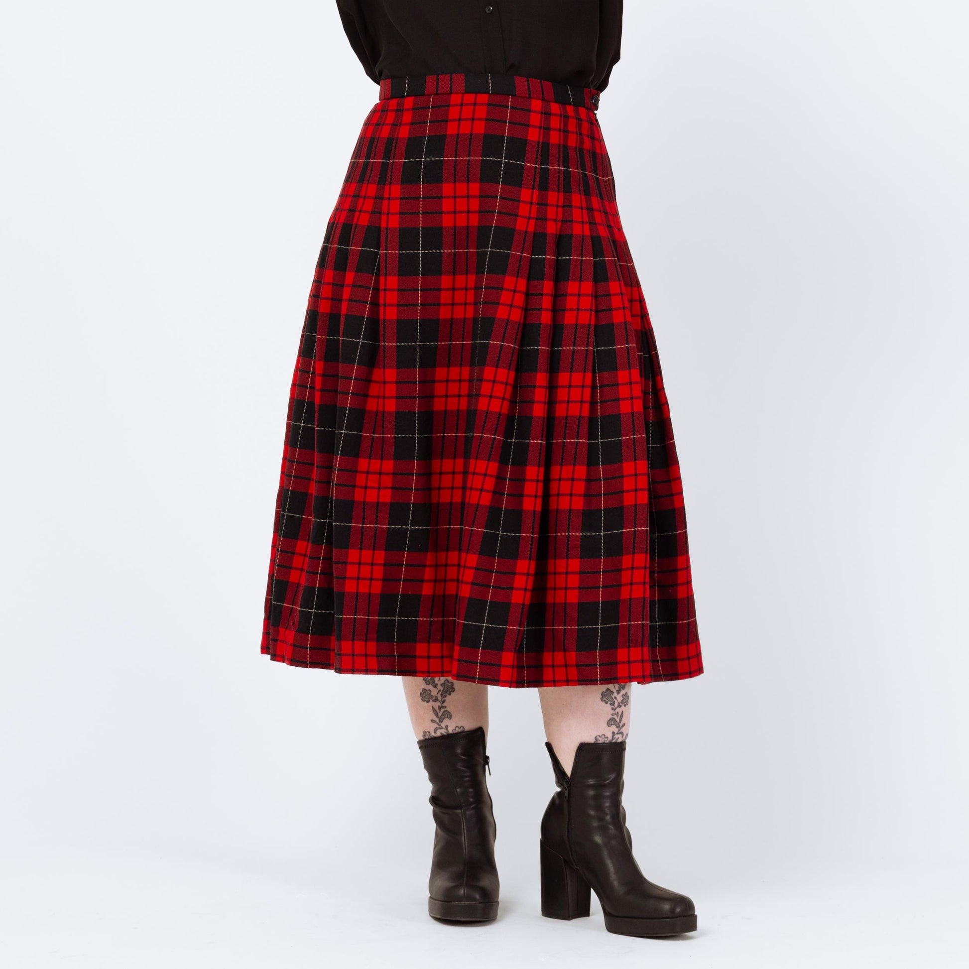 Vintage 90s Pendleton Red & Black Plaid Schoolgirl Midi Skirt - Large, 32" Waist | Dark Academia Pleated High Waisted A Line Skirt