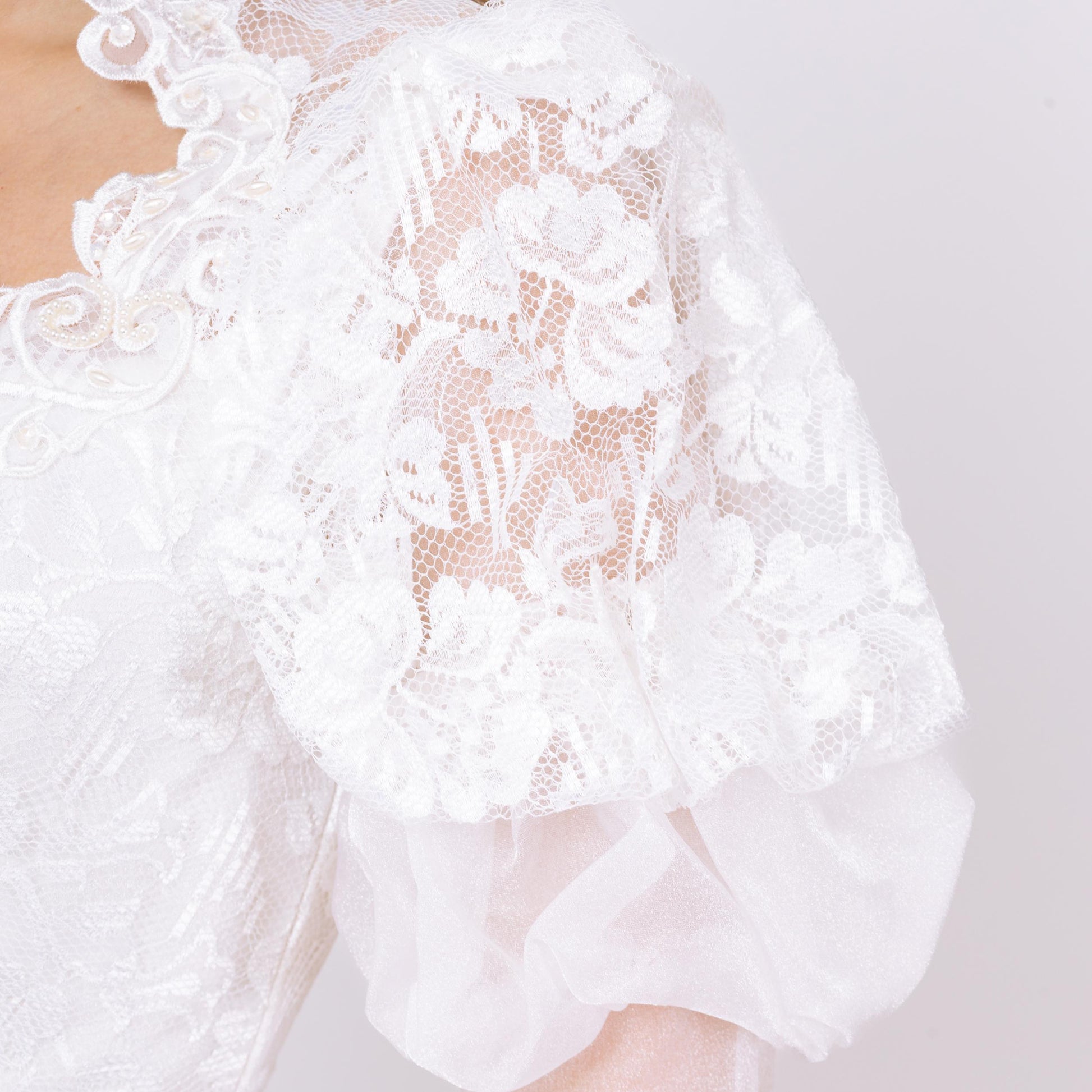 Vintage 80s White Organza Princess Wedding Dress - Small | 1980s Puff Sleeve Sheer Lace Sweetheart Neck Bridal Gown