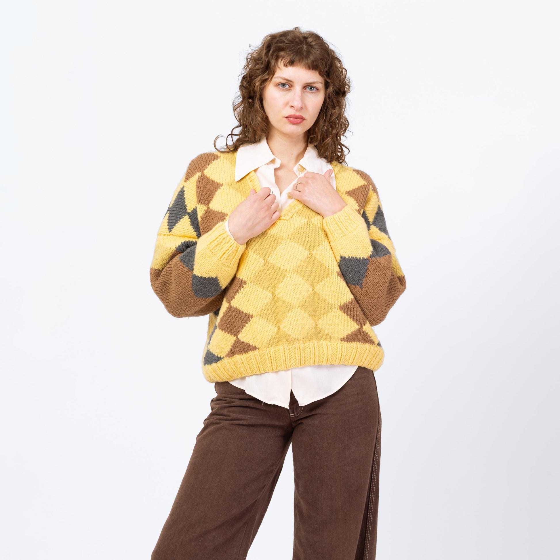 Vintage 70s Yellow Argyle Knit Cropped Sweater - One Size | Boxy V Neck Pullover Jumper