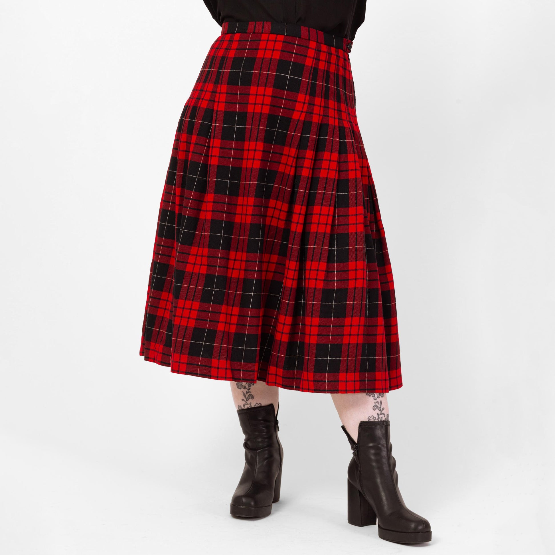 Vintage 90s Pendleton Red & Black Plaid Schoolgirl Midi Skirt - Large, 32" Waist | Dark Academia Pleated High Waisted A Line Skirt