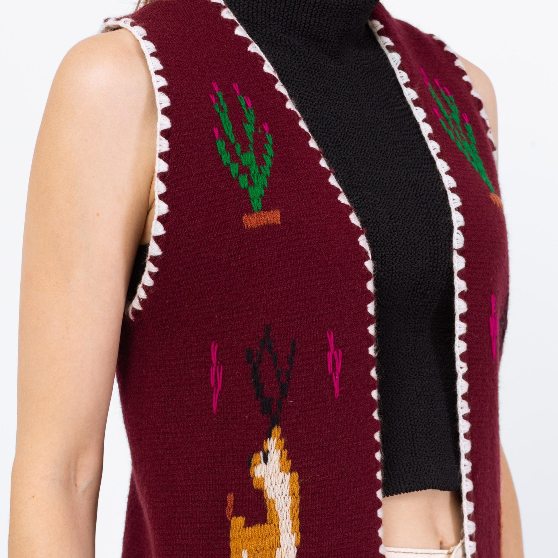 Vintage 70s Boho Deer & Cactus Knit Sweater Vest - Small | Plum Purple Western Fringe Hippie Top