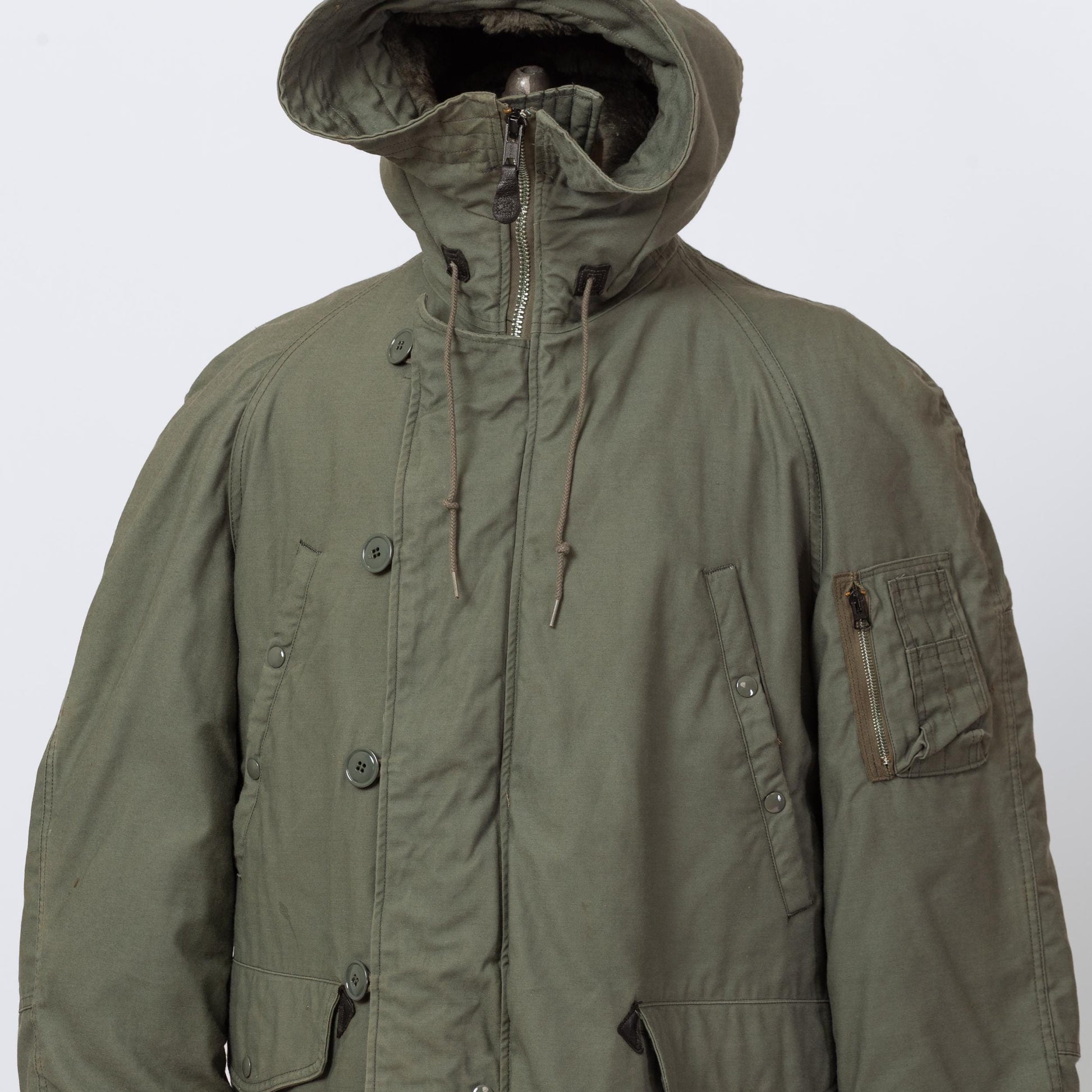 Vintage 90s USAF N-3B Hooded Parka Flight Jacket - Medium | Faux Fur Trim Air Force Cold Weather Army Green Military Coat