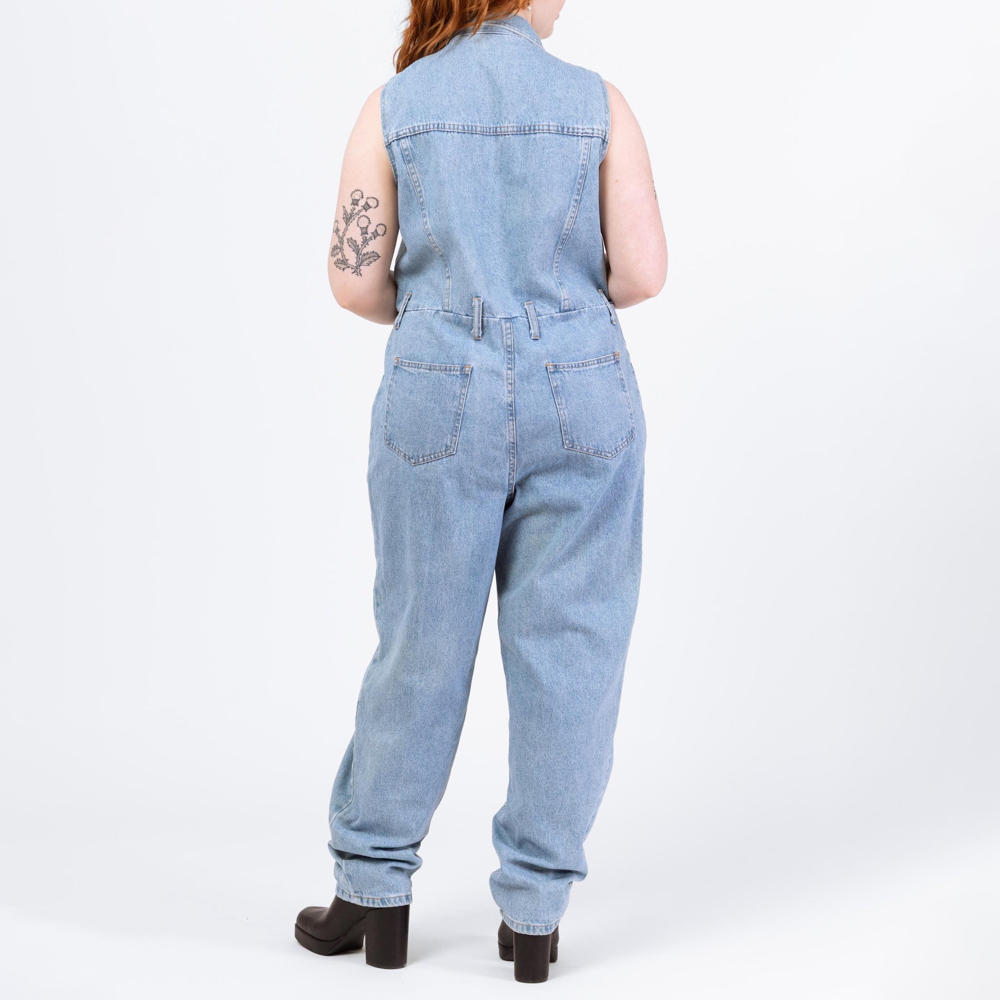 Vintage 90s Light Wash Denim Jumpsuit - Extra Large | Sleeveless Button Up Fitted Waist Grunge Coverall Pantsuit Outfit