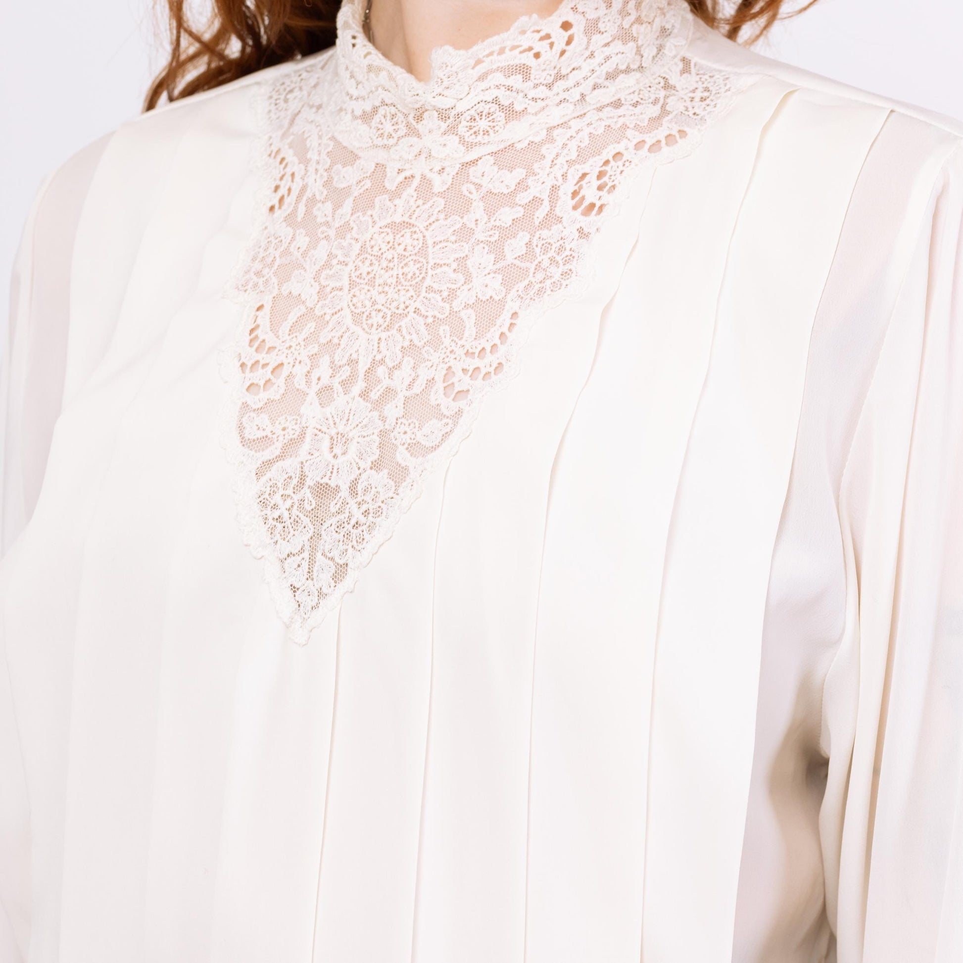 Vintage 80s Does Victorian Ivory Lace Trim Blouse - Extra Large | Long Sleeve Boho High Collar Top