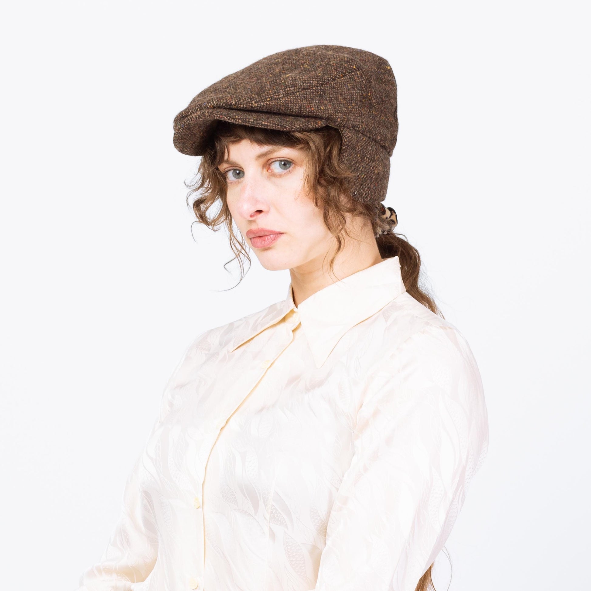 Vintage 70s 80s Hanna Hats of Donegal Irish Tweed Earflap Cap - Large | Newsboy Flat Cabbie Hat