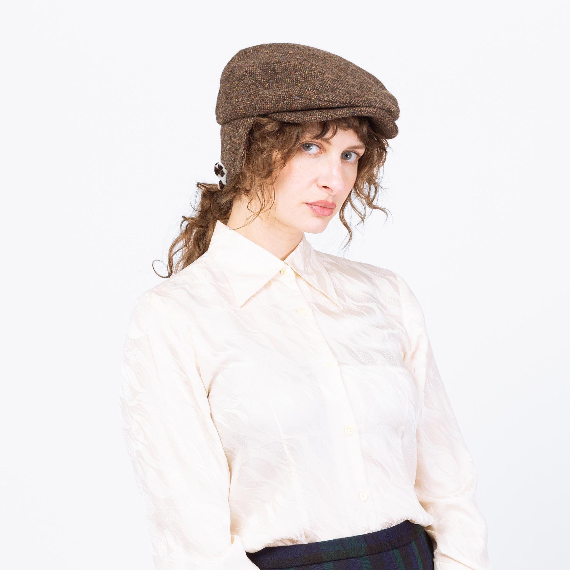 Vintage 70s 80s Hanna Hats of Donegal Irish Tweed Earflap Cap - Large | Newsboy Flat Cabbie Hat