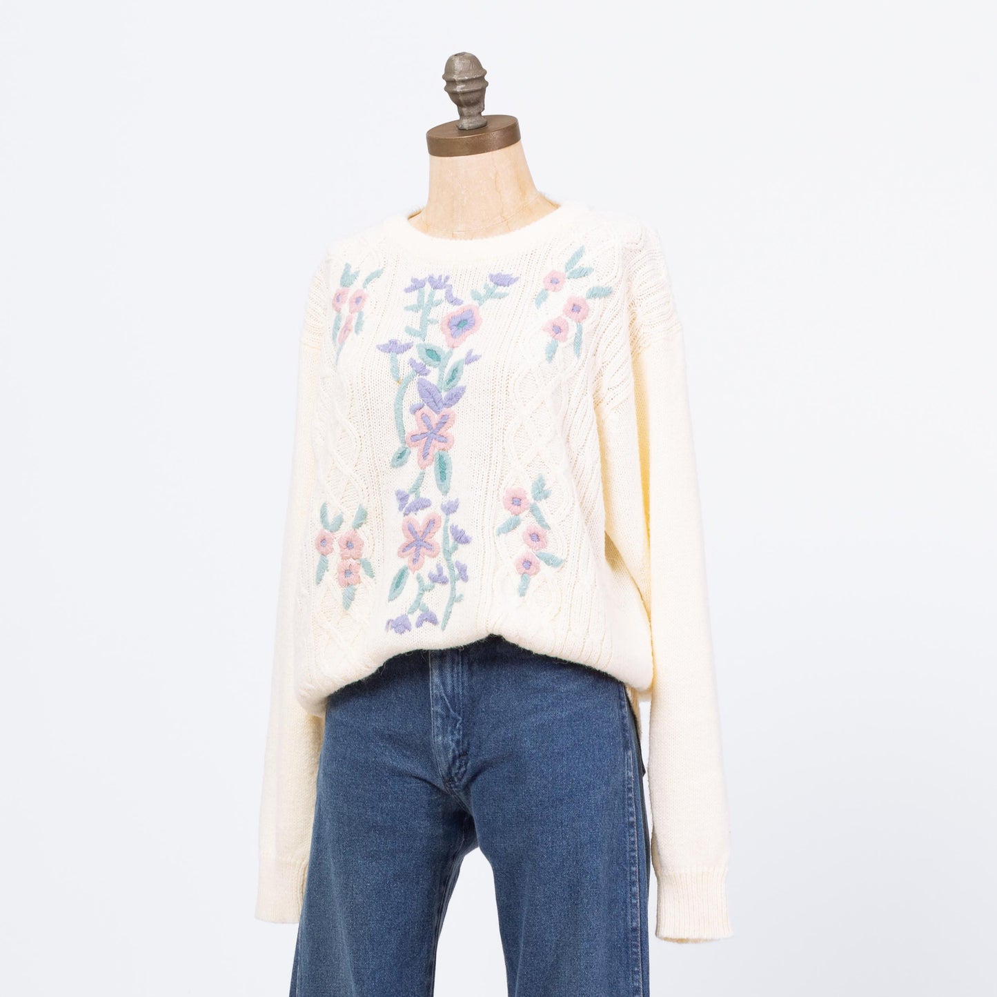 Vintage 80s Pastel Floral Cable Knit Sweater - Large | Soft Cream Boho Embroidered Grandma Pullover