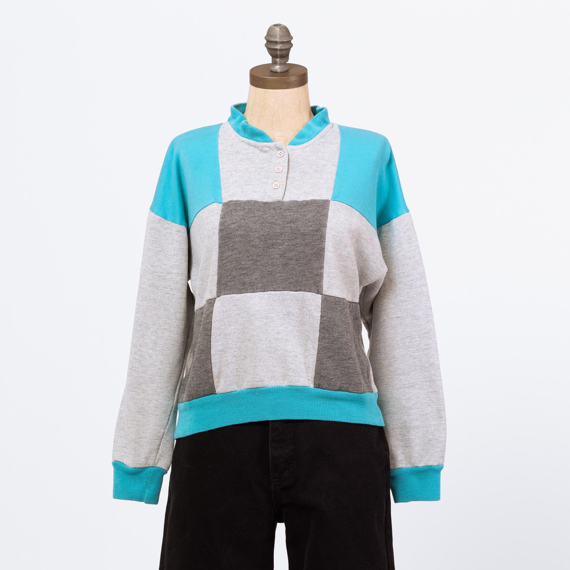 Vintage 80s Blue & Grey Checkered Henley Sweatshirt - Petite Large | Slouchy Cropped Pullover Half Button Sweater