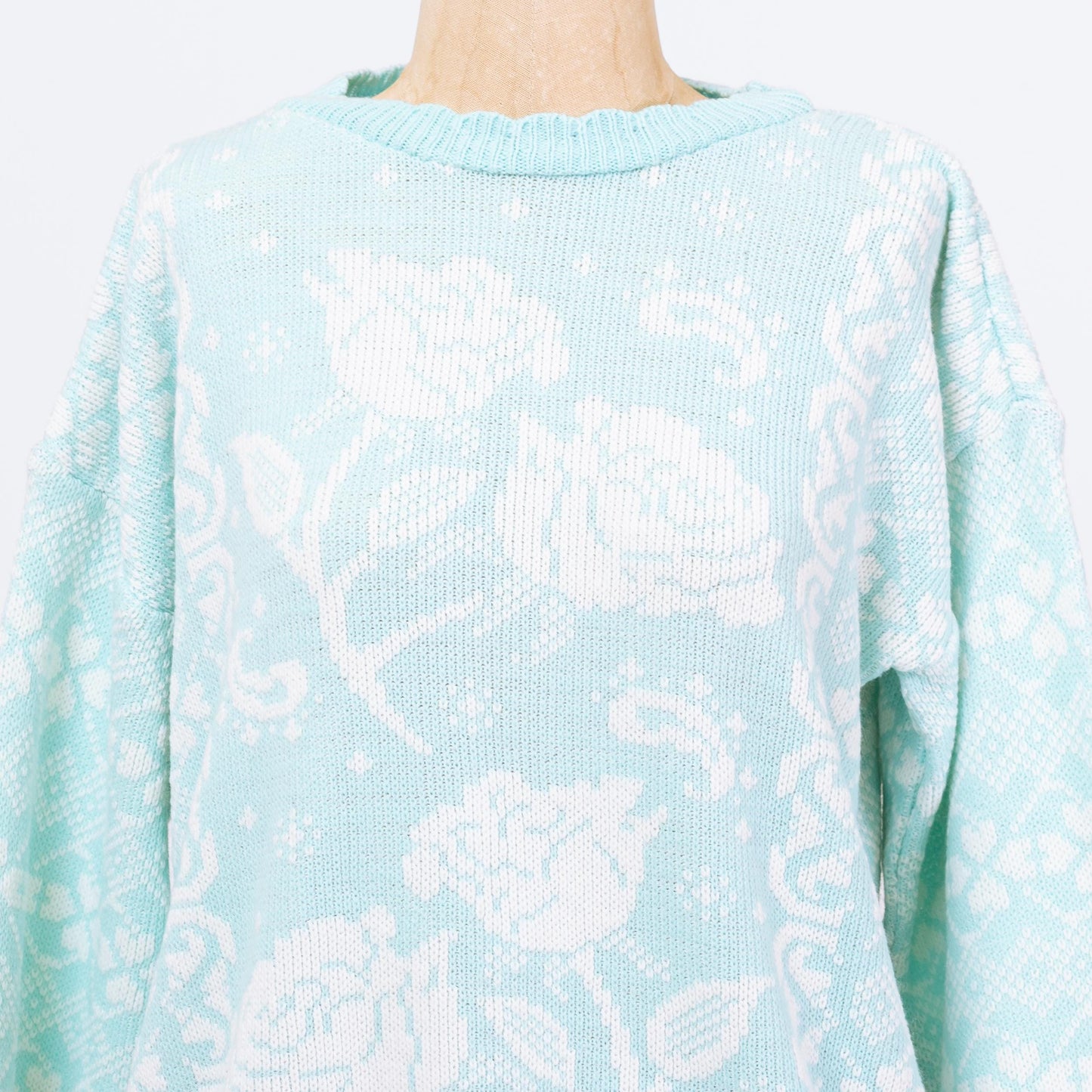 Vintage 80s Pastel Blue & White Floral Sweater - Petite Large | Soft Knit Scalloped Embroidered Grandma Pullover