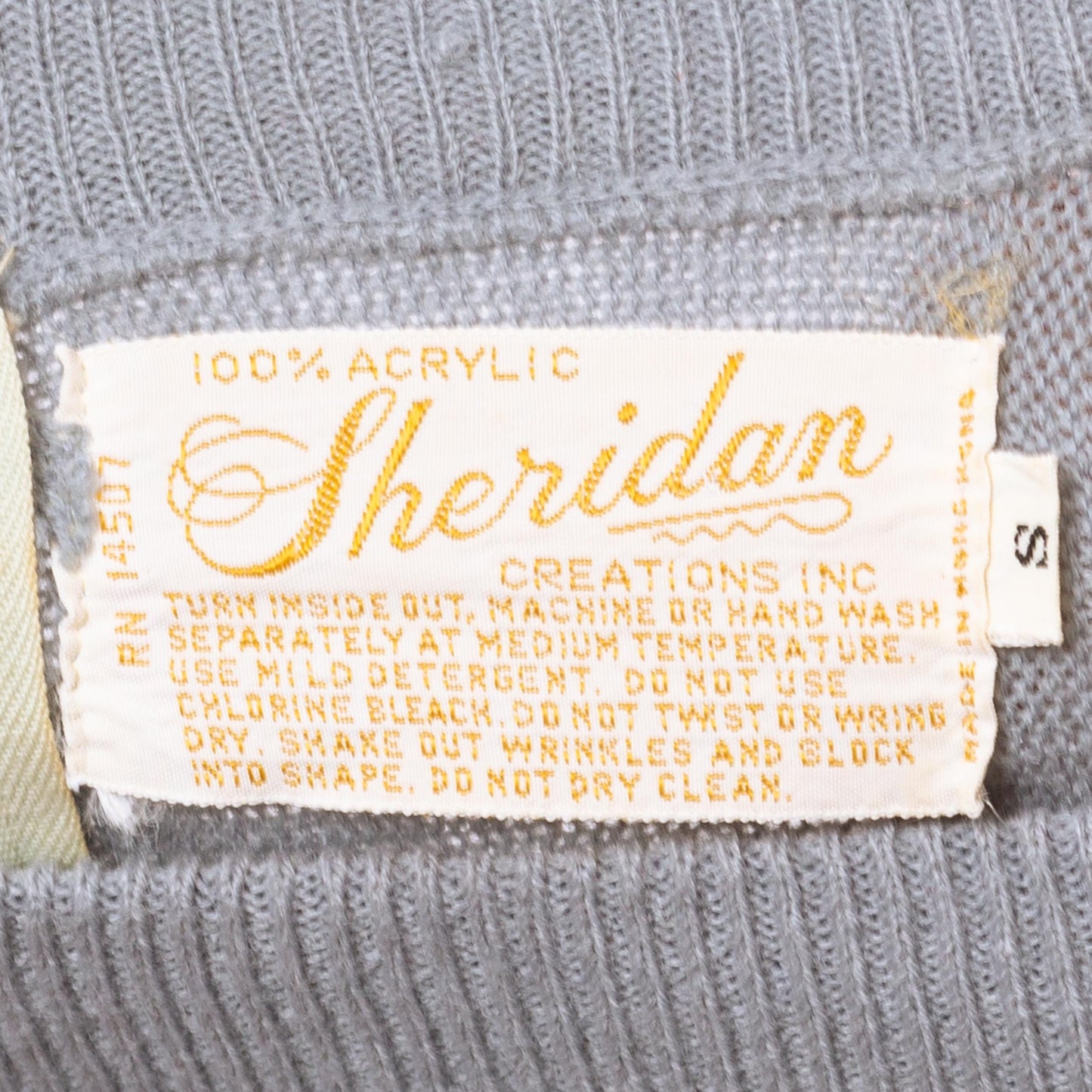 Vintage 70s Racing Striped Cropped Ski Sweater - Small | Grey Dolman Sleeve Knit Winter Jumper