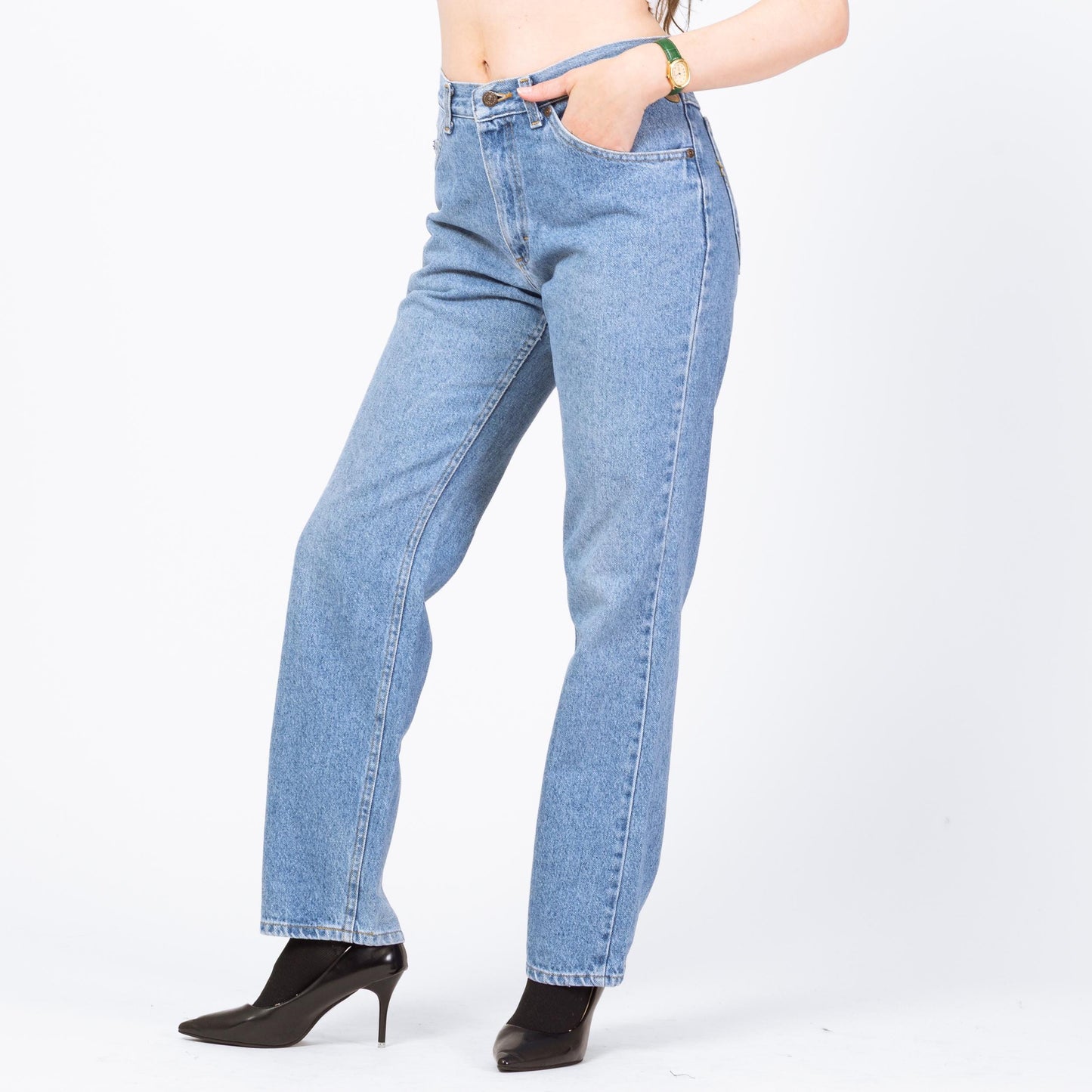 Vintage 90s Lee Relaxed Fit Light Wash Jeans - 31x31 | Denim High Waisted Slim Straight Mom Jeans