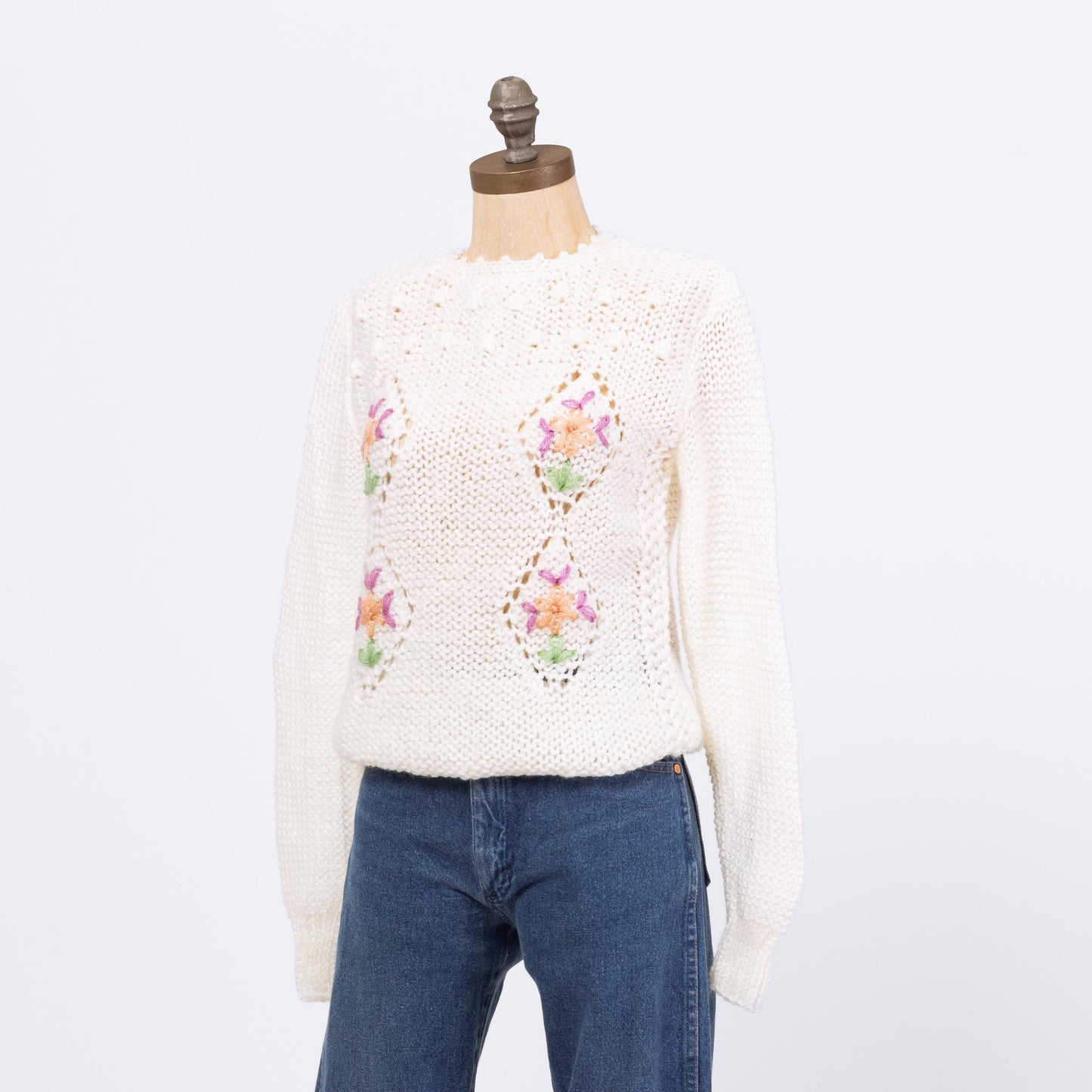 Vintage 80s White Floral Eyelet Knit Sweater - Medium | Boho Embroidered Bobble Knit Grandma Pullover