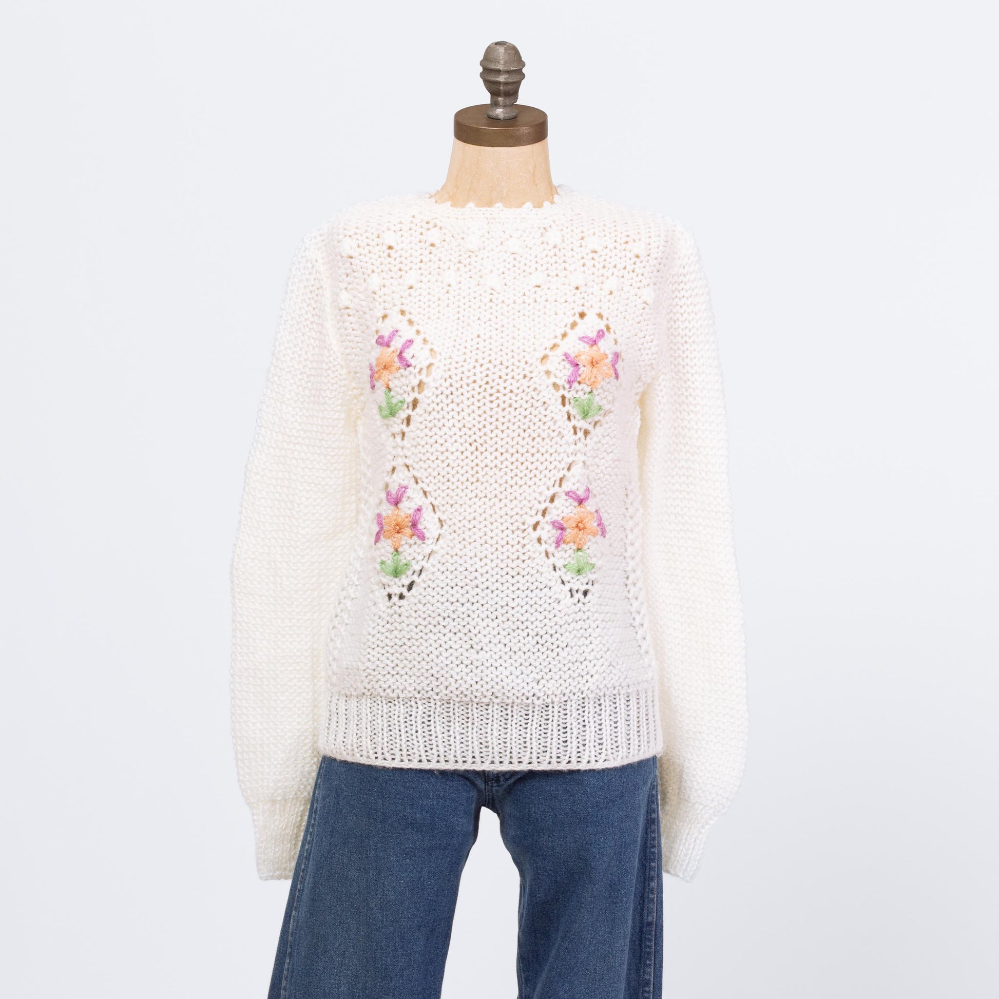 Vintage 80s White Floral Eyelet Knit Sweater - Medium | Boho Embroidered Bobble Knit Grandma Pullover