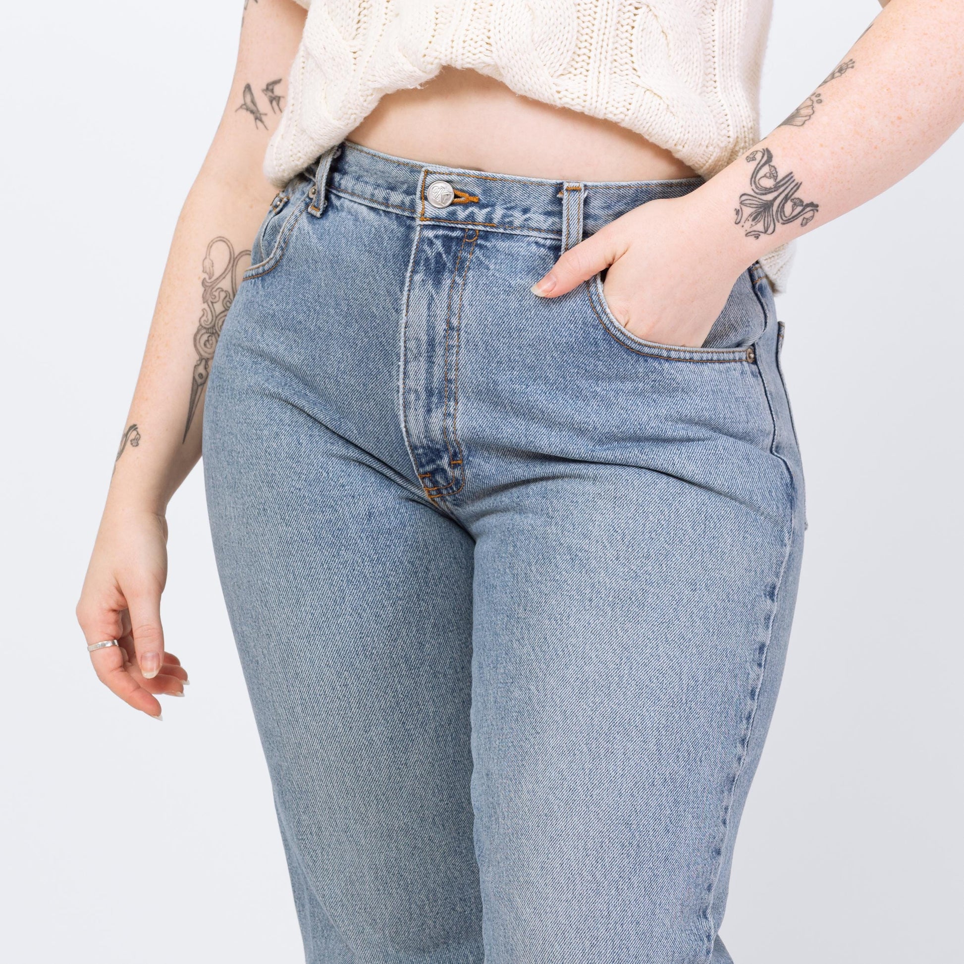 Vintage 90s Y2K Calvin Klein Light Wash Jeans - Large, 32" | CK Denim High Waisted Slim Straight Mom Jeans