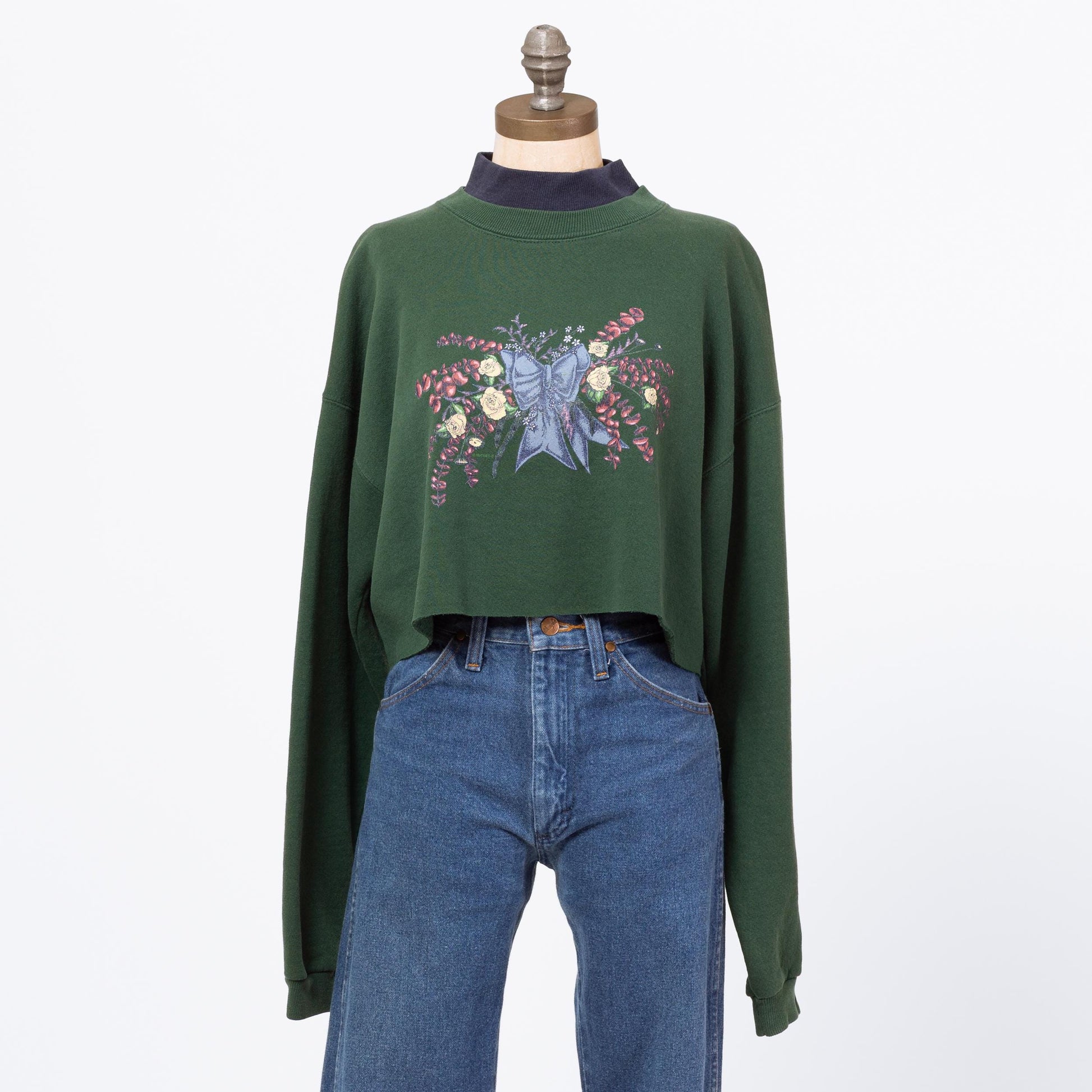 Vintage 90s Flower Bouquet Cropped Sweatshirt - Large | Forest Green Floral Mockneck Collar Pullover Crop Top