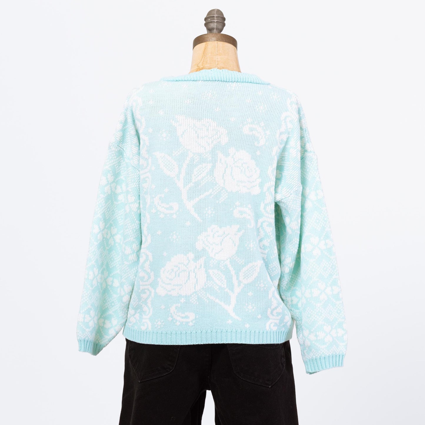 Vintage 80s Pastel Blue & White Floral Sweater - Petite Large | Soft Knit Scalloped Embroidered Grandma Pullover