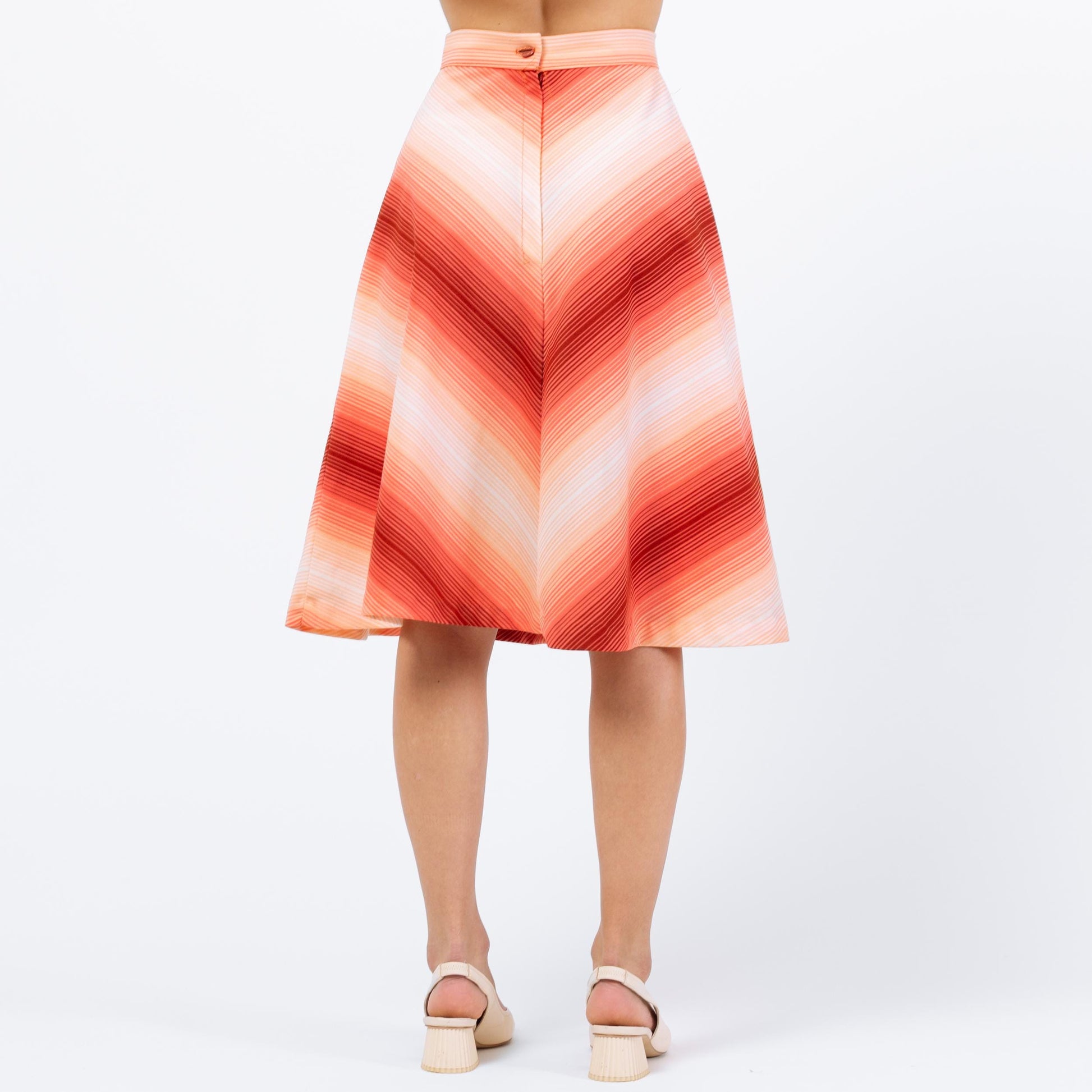 Vintage 70s Salmon Pink Gradient Chevron Midi Skirt - Extra Small, 24" | Retro High Waisted A Line Skirt