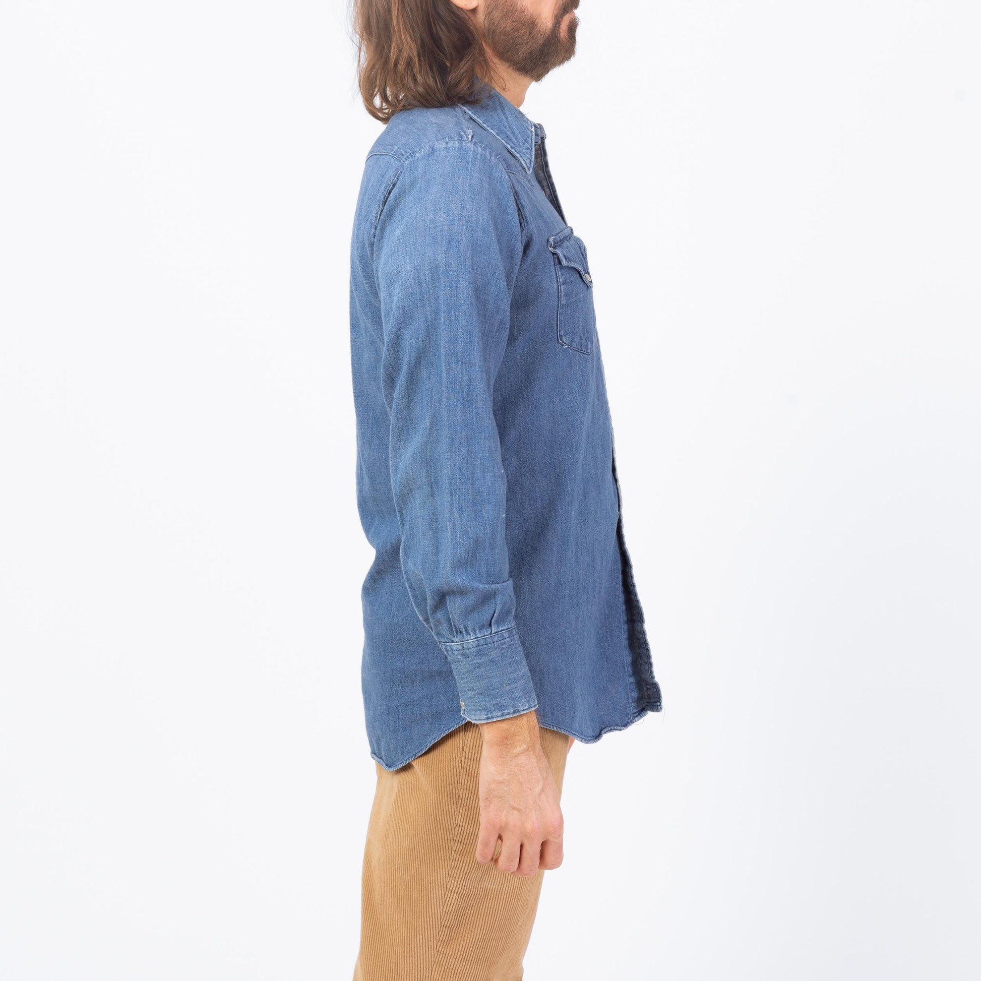 Vintage 70s Lee Chambray Denim Pearl Snap Western Shirt - Medium | Cowboy Blue Jean Workwear Top