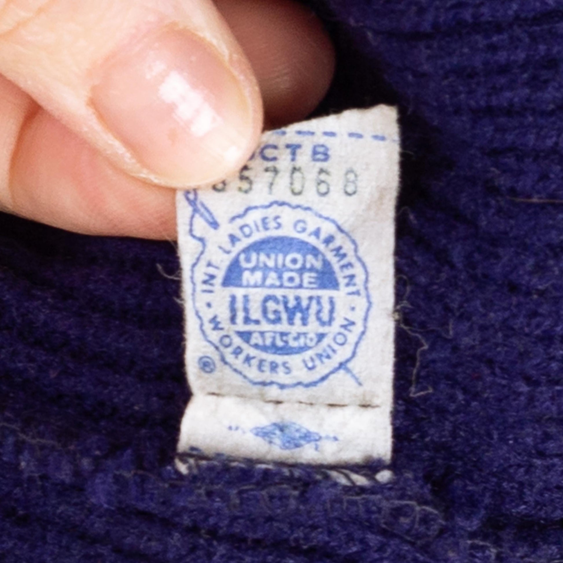 Vintage 70s Novelty Elephant Sweater Vest - Small | Blue & Red Retro Knit Sleeveless Top