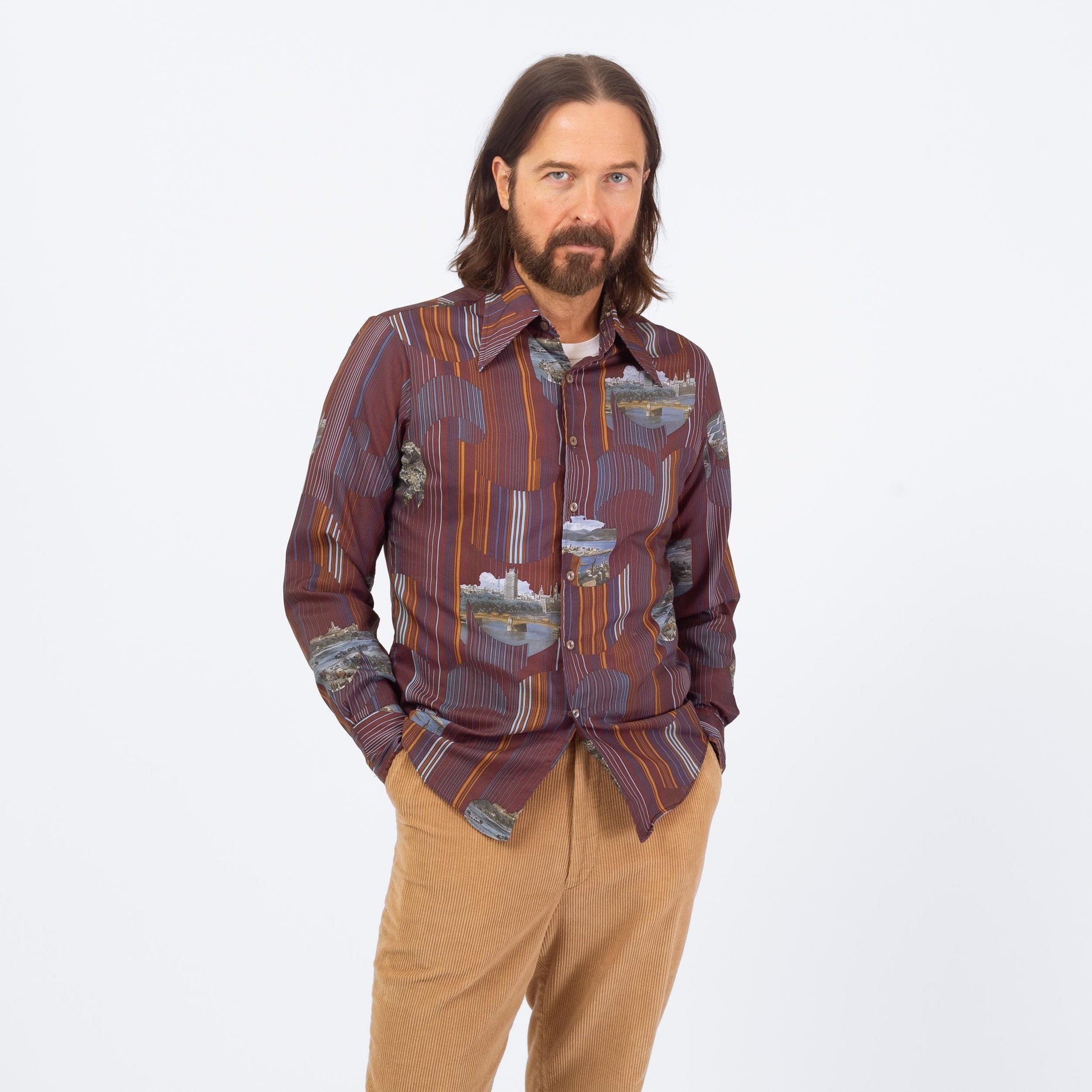Vintage 70s Deco City Print Shirt - Medium | Novelty Long Sleeve Collared Button Up Shirt