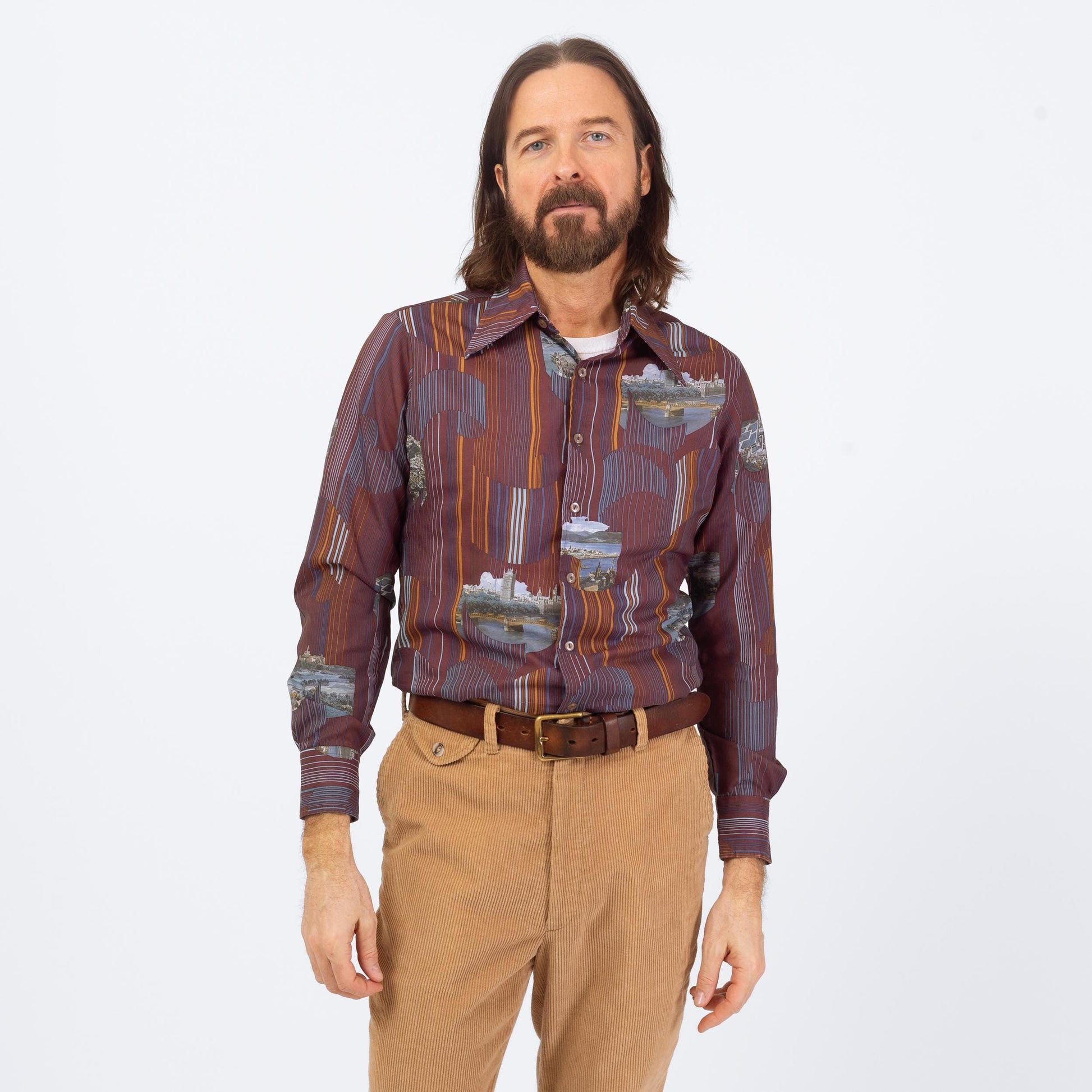 Vintage 70s Deco City Print Shirt - Medium | Novelty Long Sleeve Collared Button Up Shirt