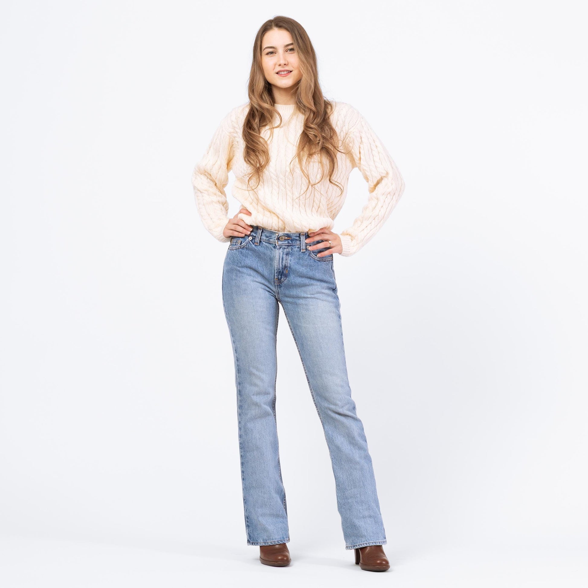 Vintage Y2K Light Wash Mid Rise Bootcut Jeans – Extra Small | 2000s Faded Denim Low Riders