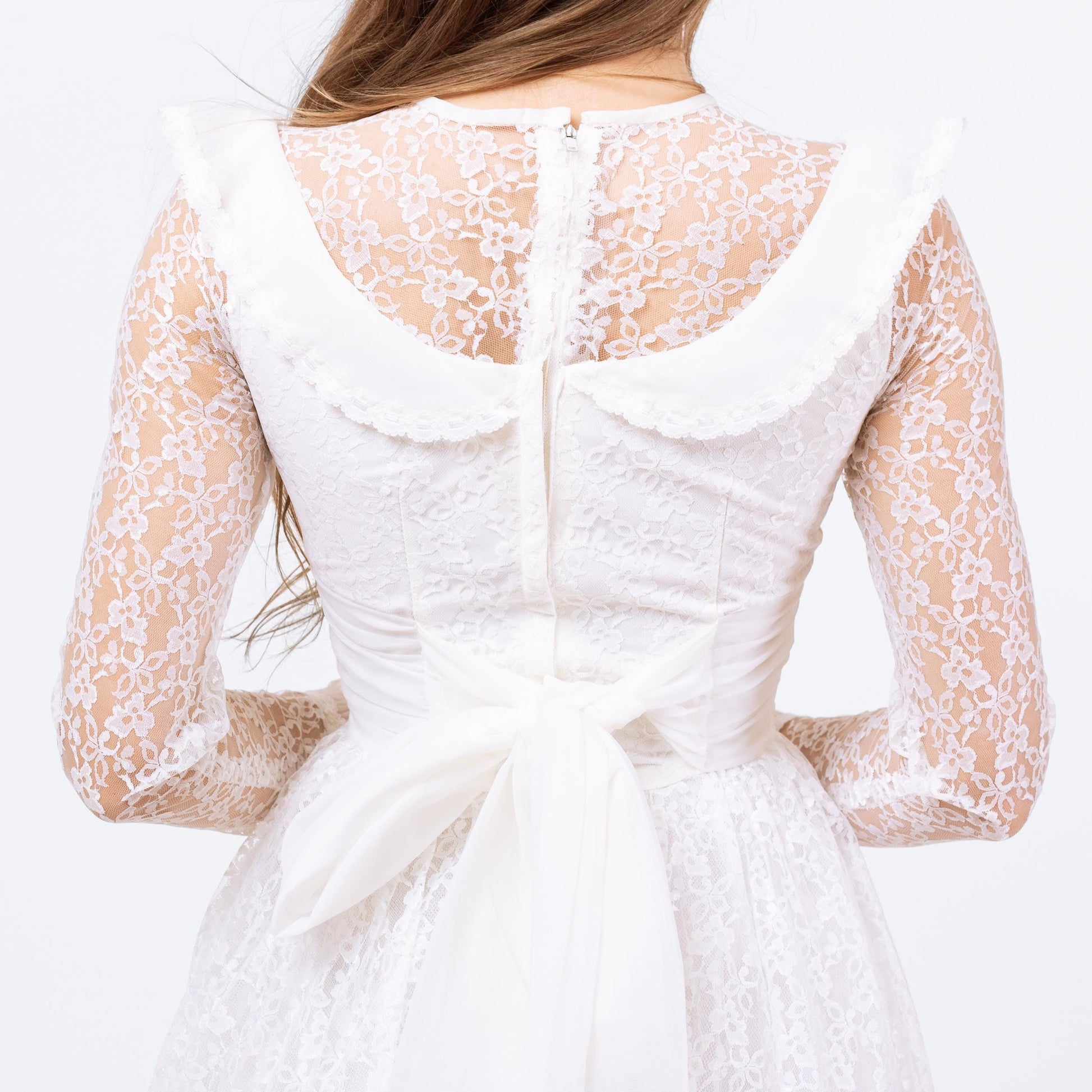 Vintage 60s 70s White Lace Wedding Dress - XXS | Long Sheer Sleeve Full Skirt Bridal Gown