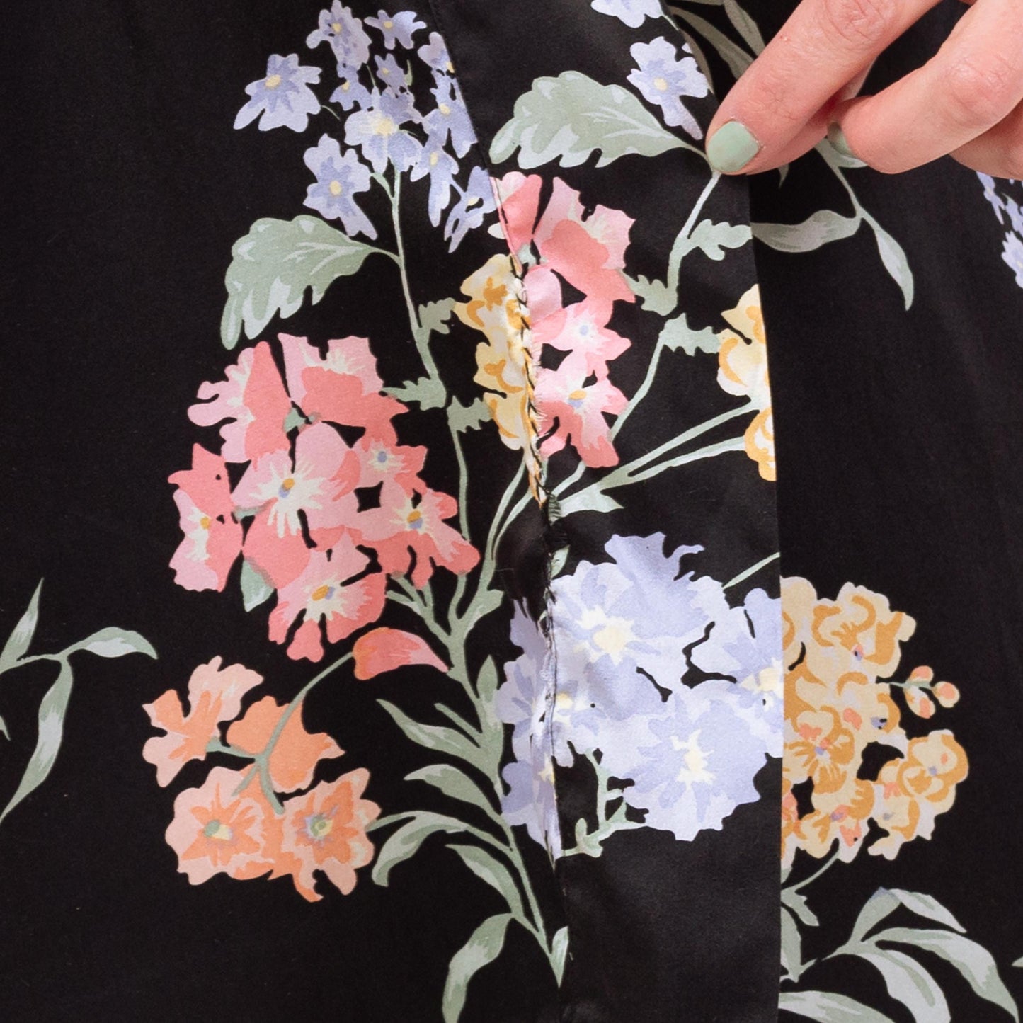 Vintage 90s Black Floral Silk Robe - Medium to Large