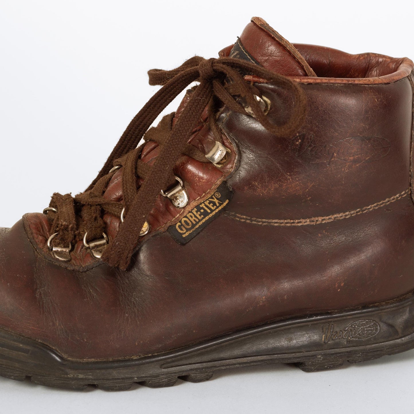 Vintage Vasquez Burgundy Leather Hiking Boots - Men's Size 8, Women's 10 | Sundowner Backpacking Ankle Boots
