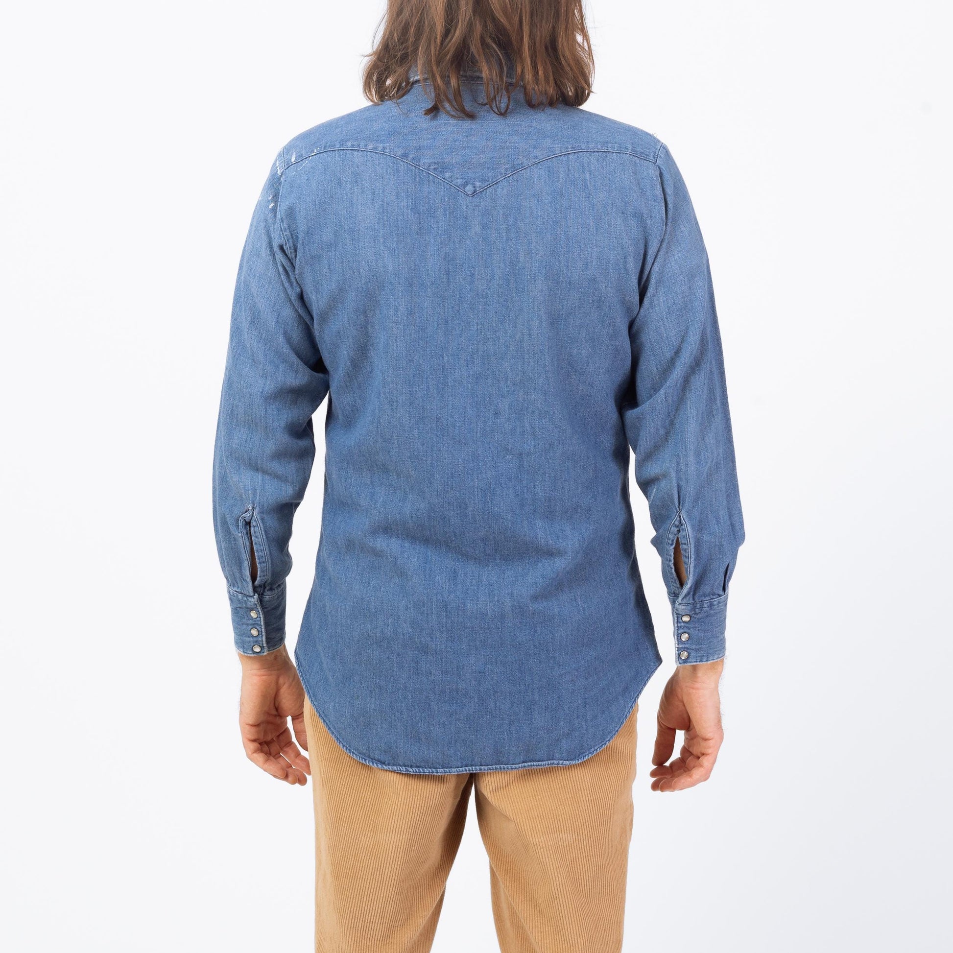 Vintage 70s Lee Chambray Denim Pearl Snap Western Shirt - Medium | Cowboy Blue Jean Workwear Top