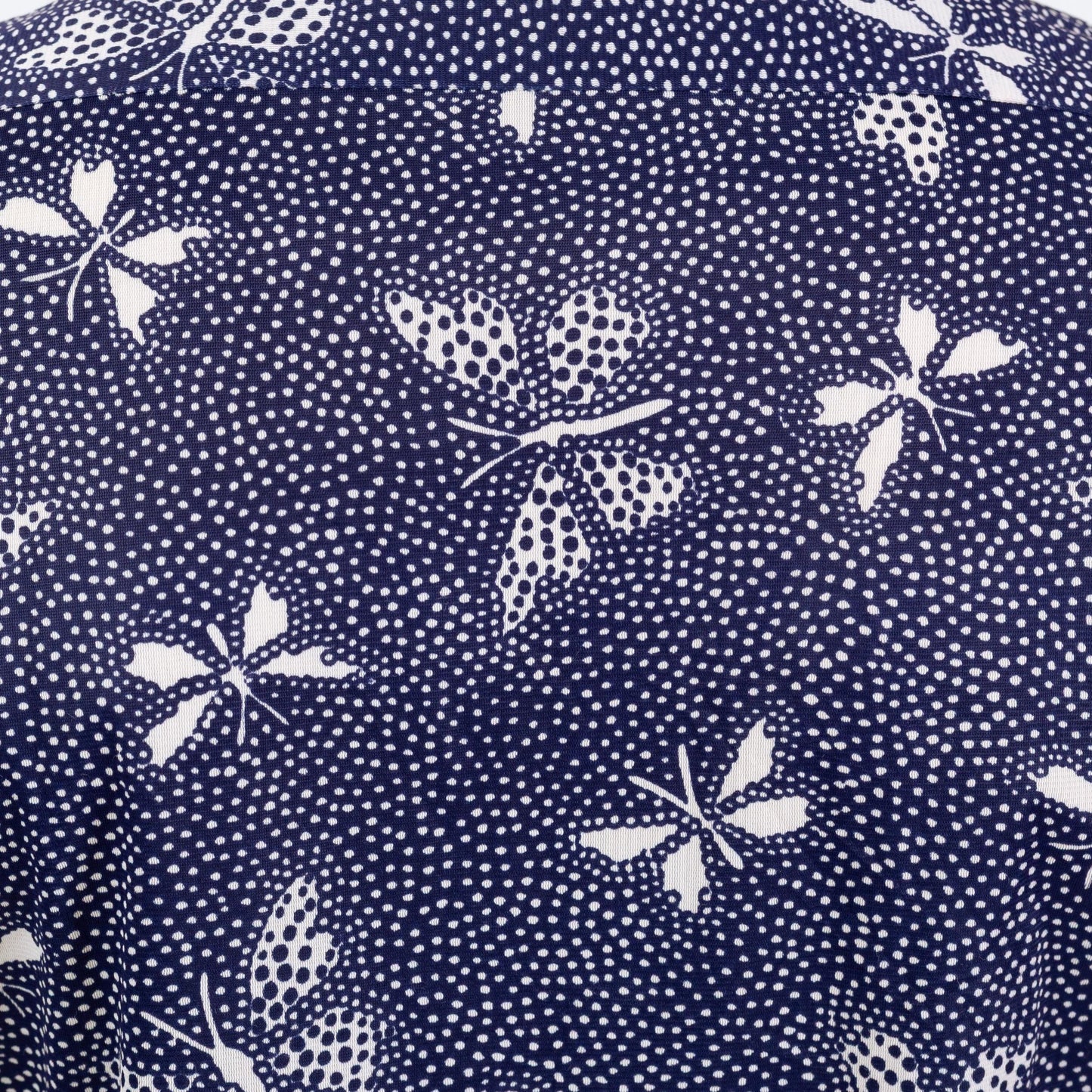 Vintage 70s Butterfly Print Shirt - Medium | Blue & White Long Sleeve Collared Button Up Shirt