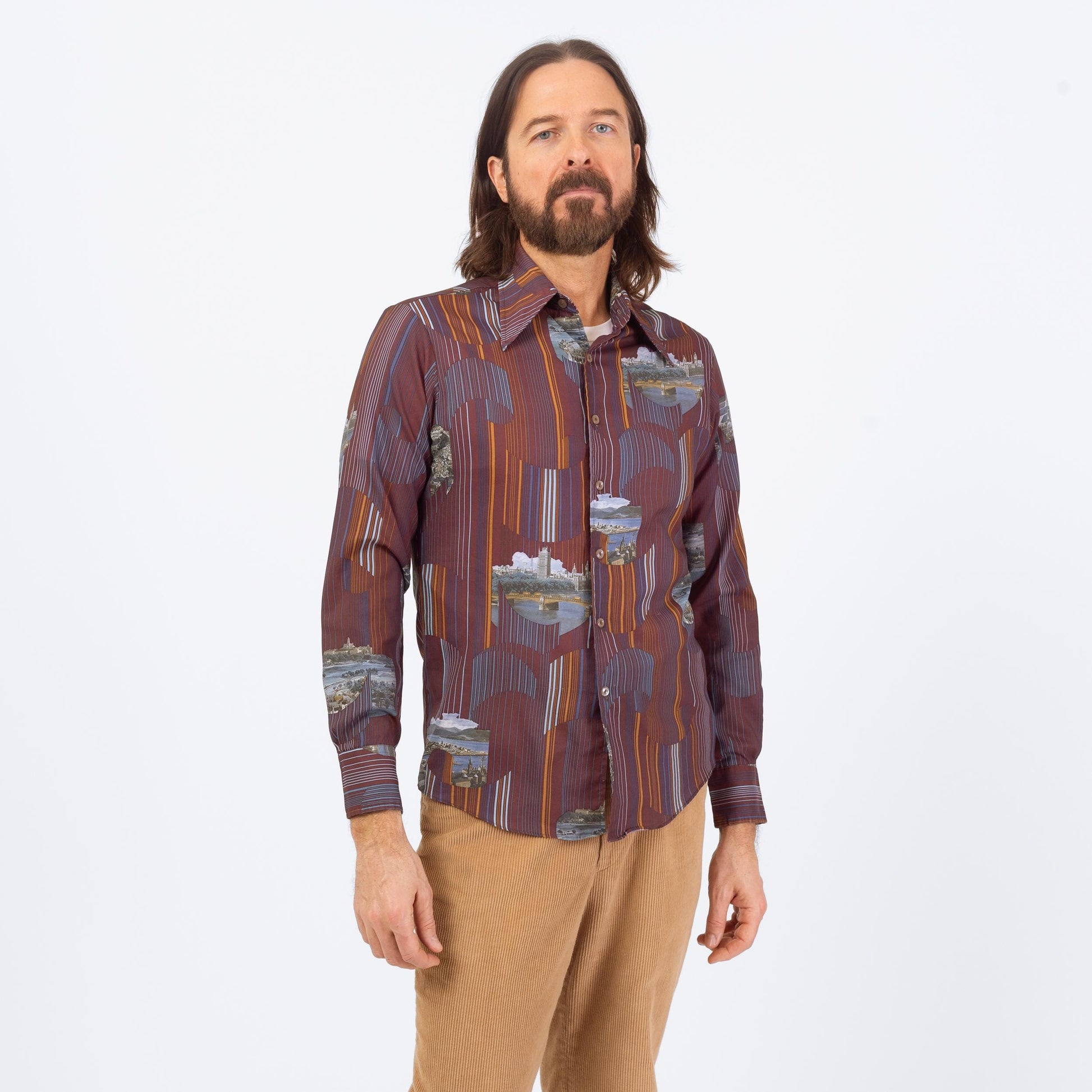 Vintage 70s Deco City Print Shirt - Medium | Novelty Long Sleeve Collared Button Up Shirt