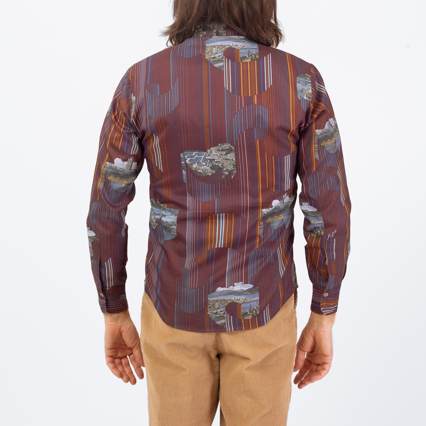 Vintage 70s Deco City Print Shirt - Medium | Novelty Long Sleeve Collared Button Up Shirt