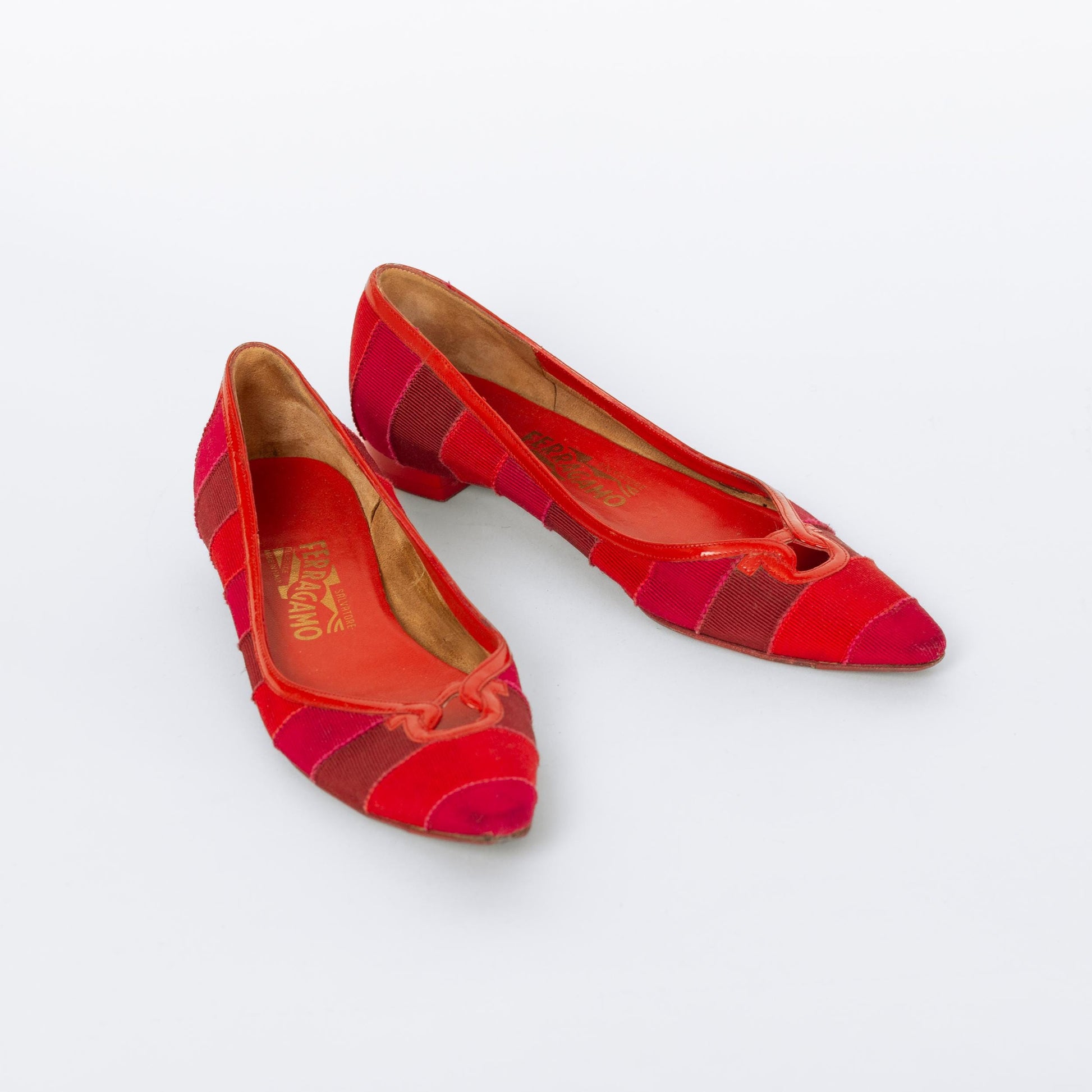 Vintage Ferragamo 90s Red Ribbon Striped Flats - Size 5.5 | Designer Pointed Toe Ballet Flats