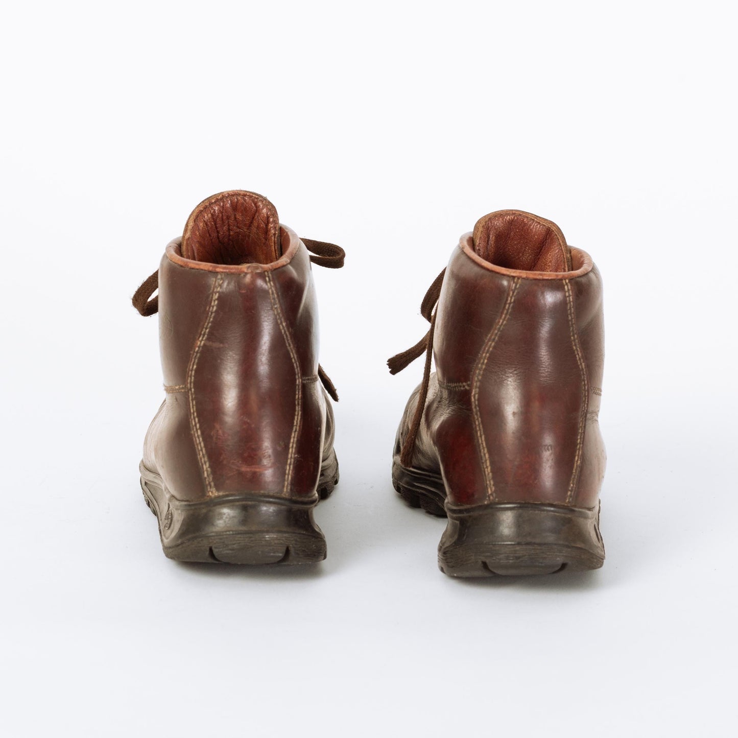 Vintage Vasquez Burgundy Leather Hiking Boots - Men's Size 8, Women's 10 | Sundowner Backpacking Ankle Boots