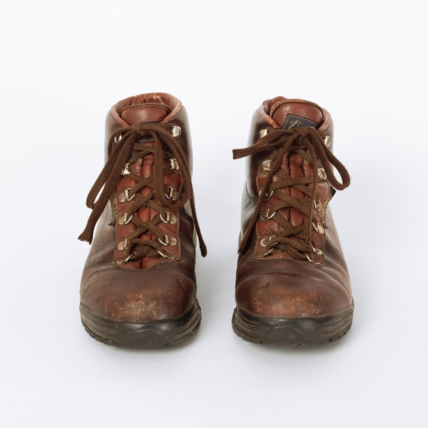 Vintage Vasquez Burgundy Leather Hiking Boots - Men's Size 8, Women's 10 | Sundowner Backpacking Ankle Boots