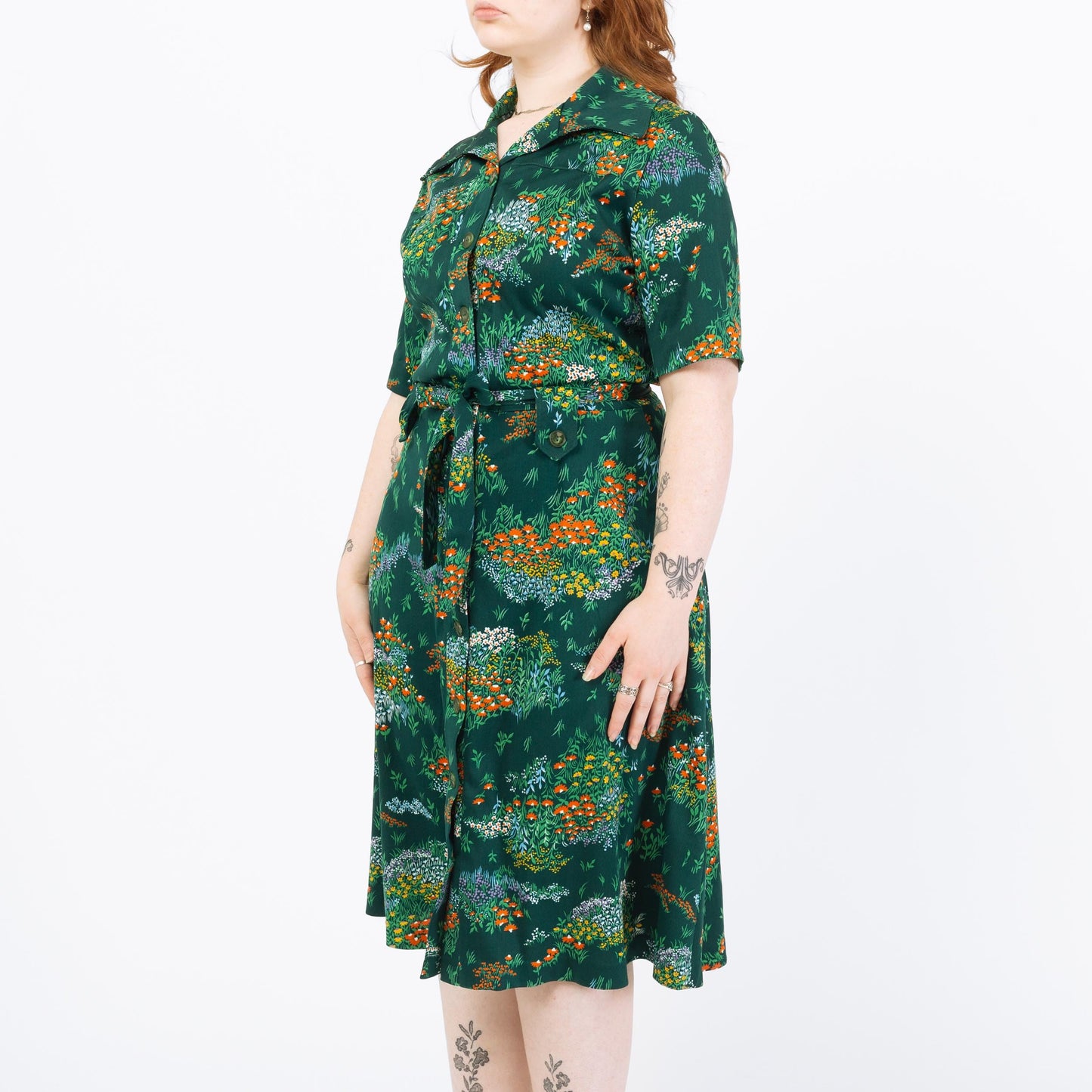 Vintage 70s Green Wildflower Floral Belted Shirtdress - Large | Short Sleeve Collared Fit & Flare Secretary Dress