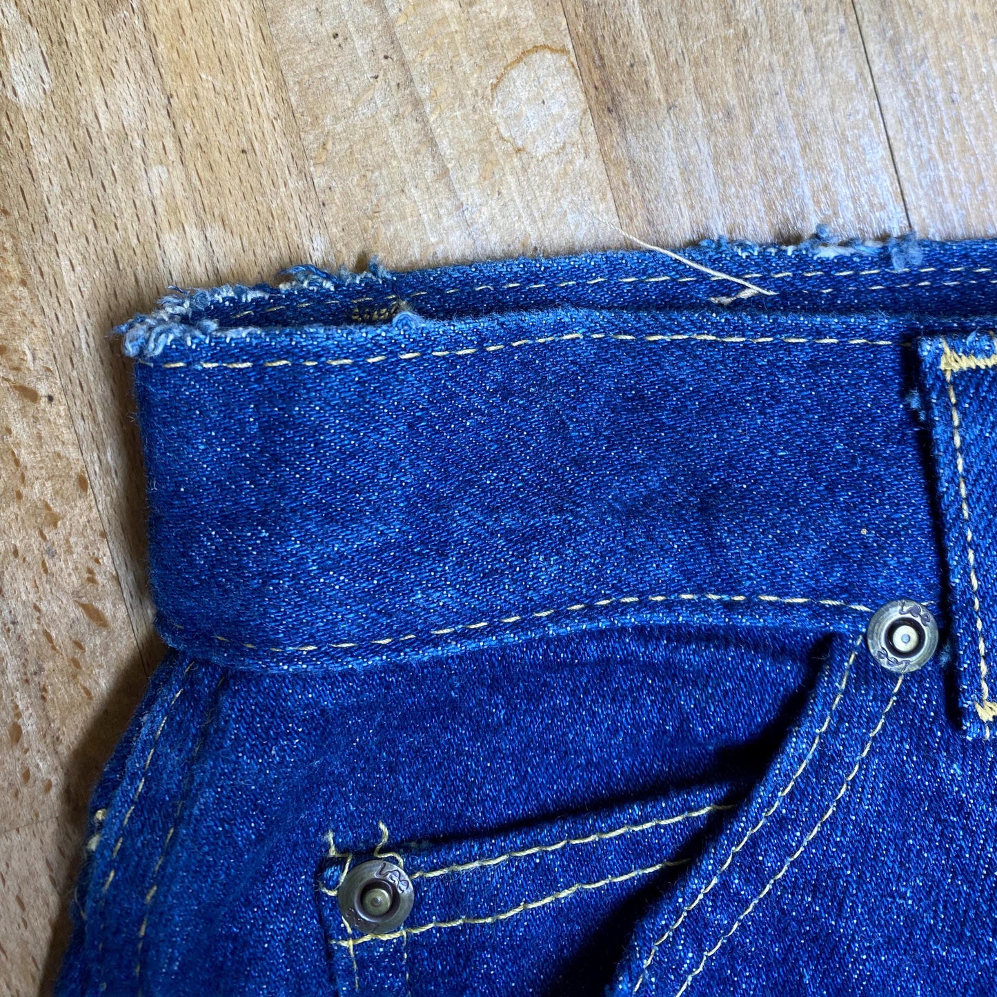Vintage 90s Lee Denim Midi Skirt - Large, 32" Waist | High Waisted Dark Wash Jean Skirt
