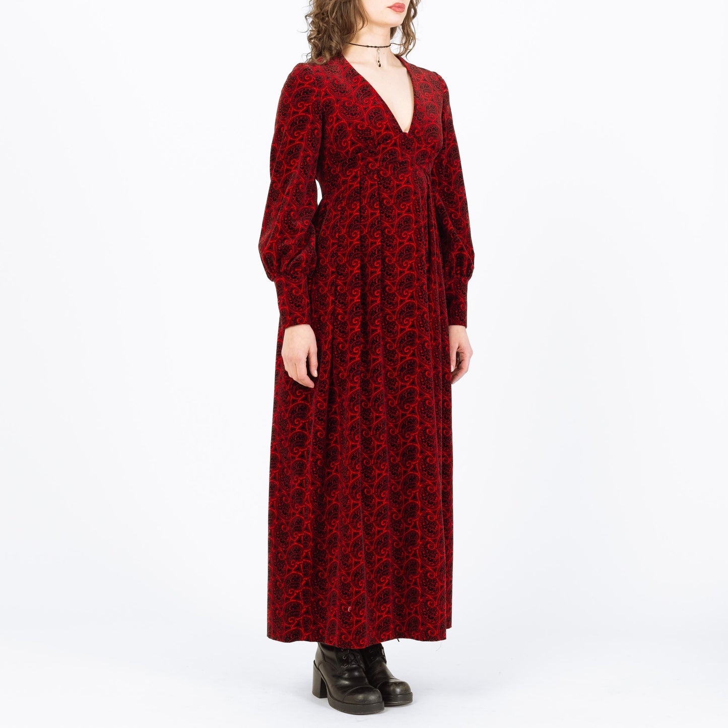 Vintage 70s Calderon Red & Black Paisley Velvet Maxi Dress - Medium | Gothic Mid Century Hostess Gown