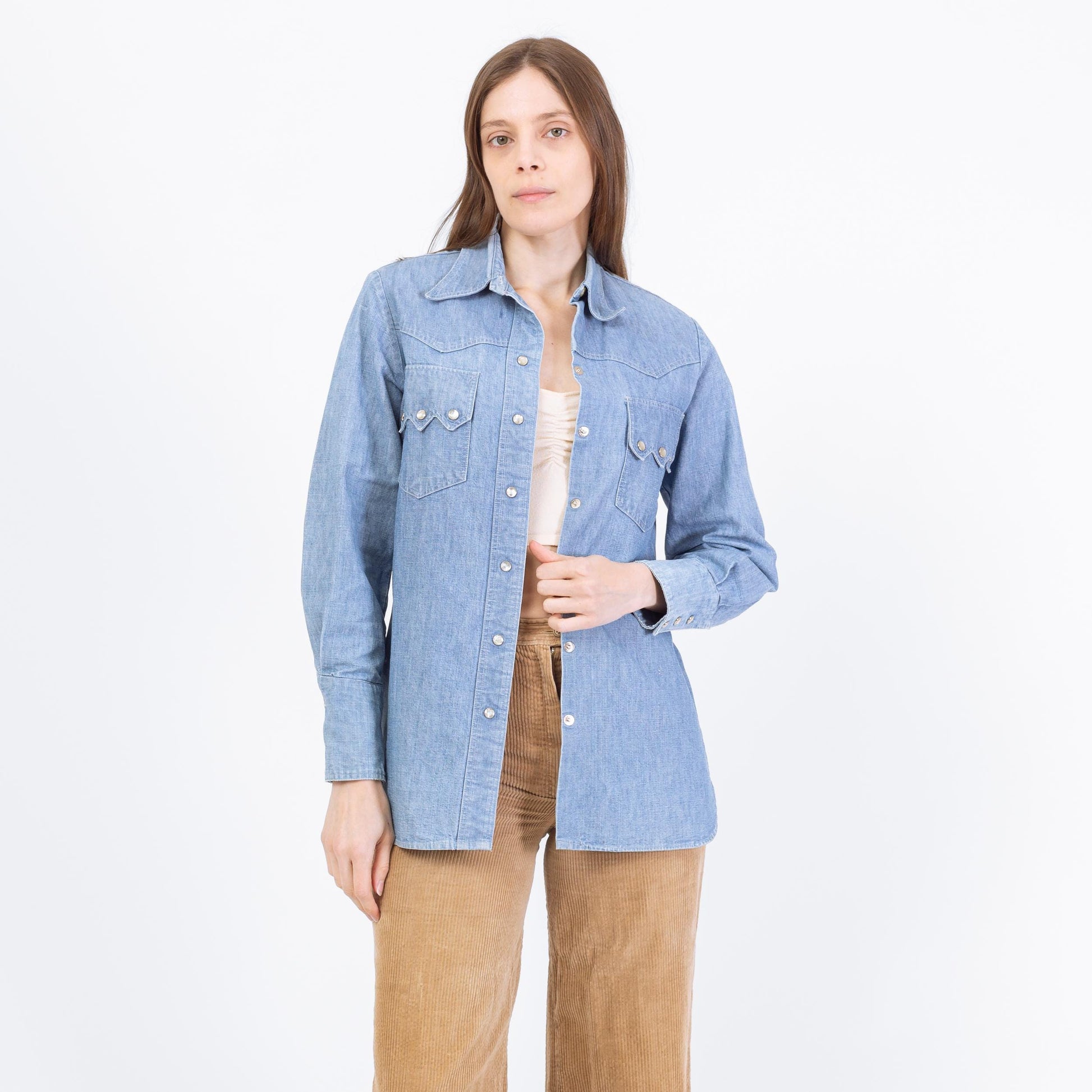 Vintage 70s Lady Wrangler Denim Sawtooth Pocket Western Shirt - Small | Cotton Chambray Pearl Snap Shacket